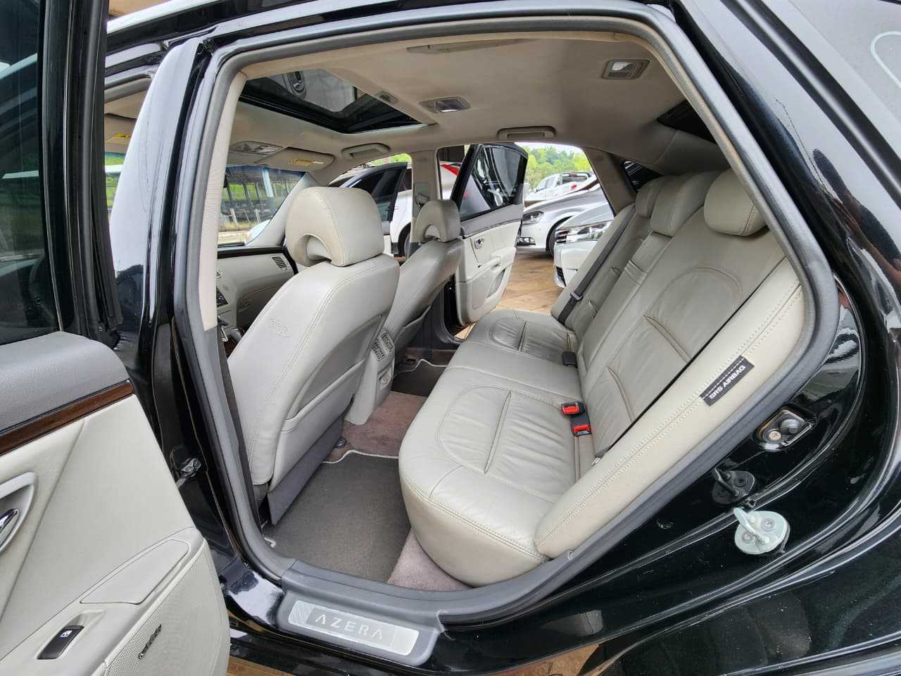 AZERA GLS 3.3 V6 AUT. C/TETO