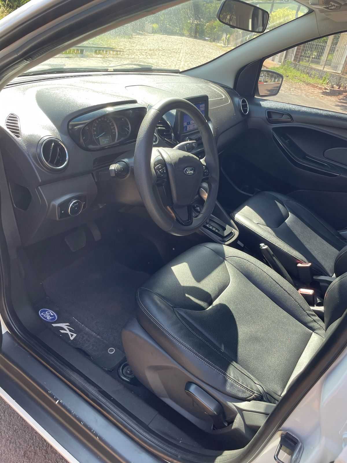 KA 1.5 SEDAN TITANIUM AUT