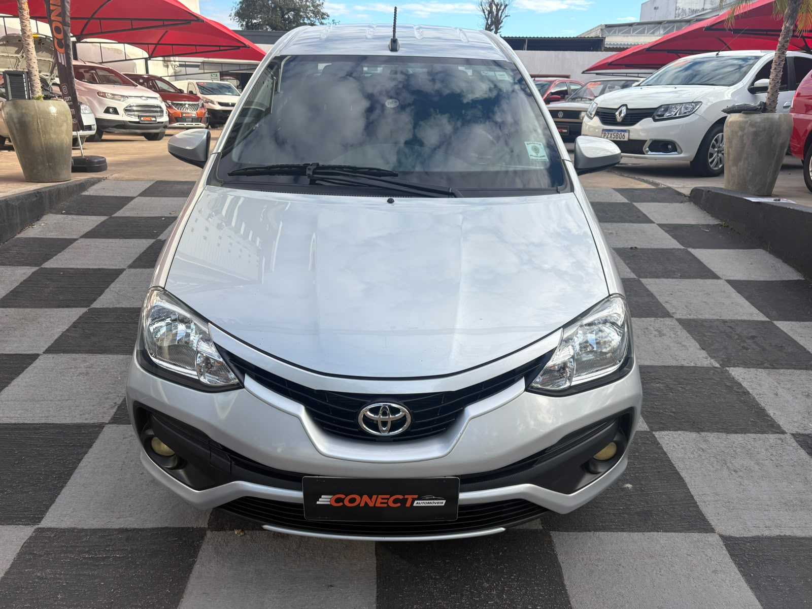 ETIOS SEDAN 1.5 AT