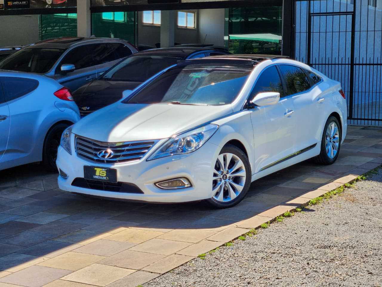 AZERA 3.0 V6 C/TETO localizado em ANTA GORDA no estado de RS