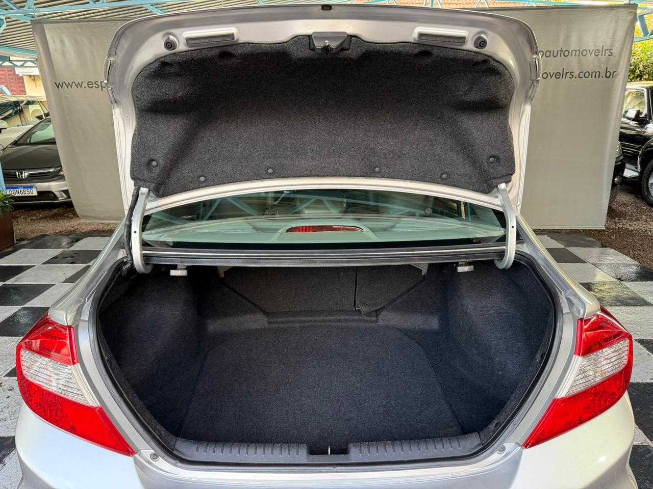 CIVIC 1.8 LXS FLEX 16V AUT.