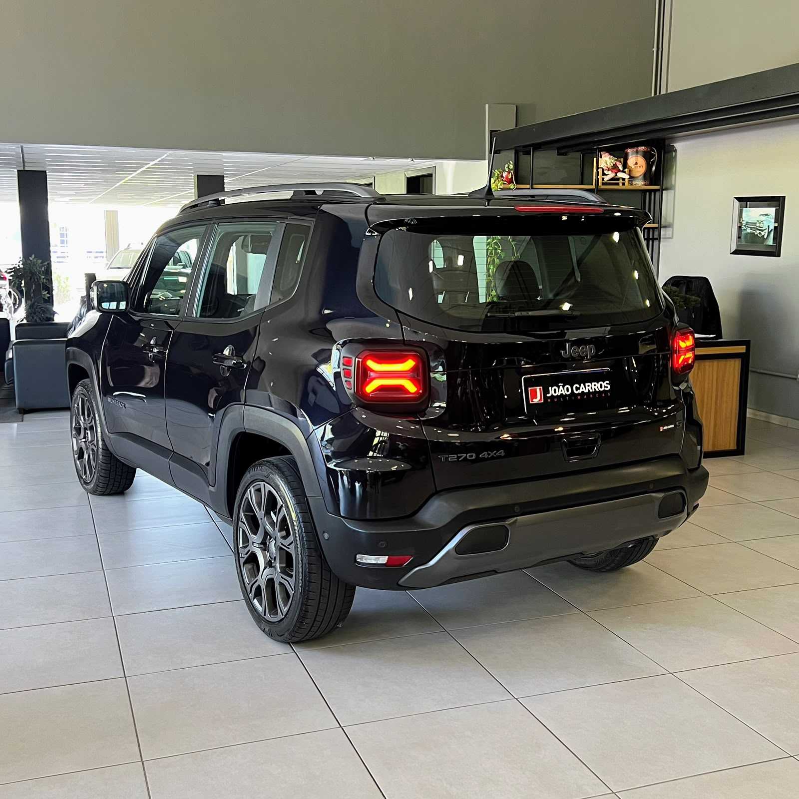 RENEGADE S T270 1.3T 4X4 AUT