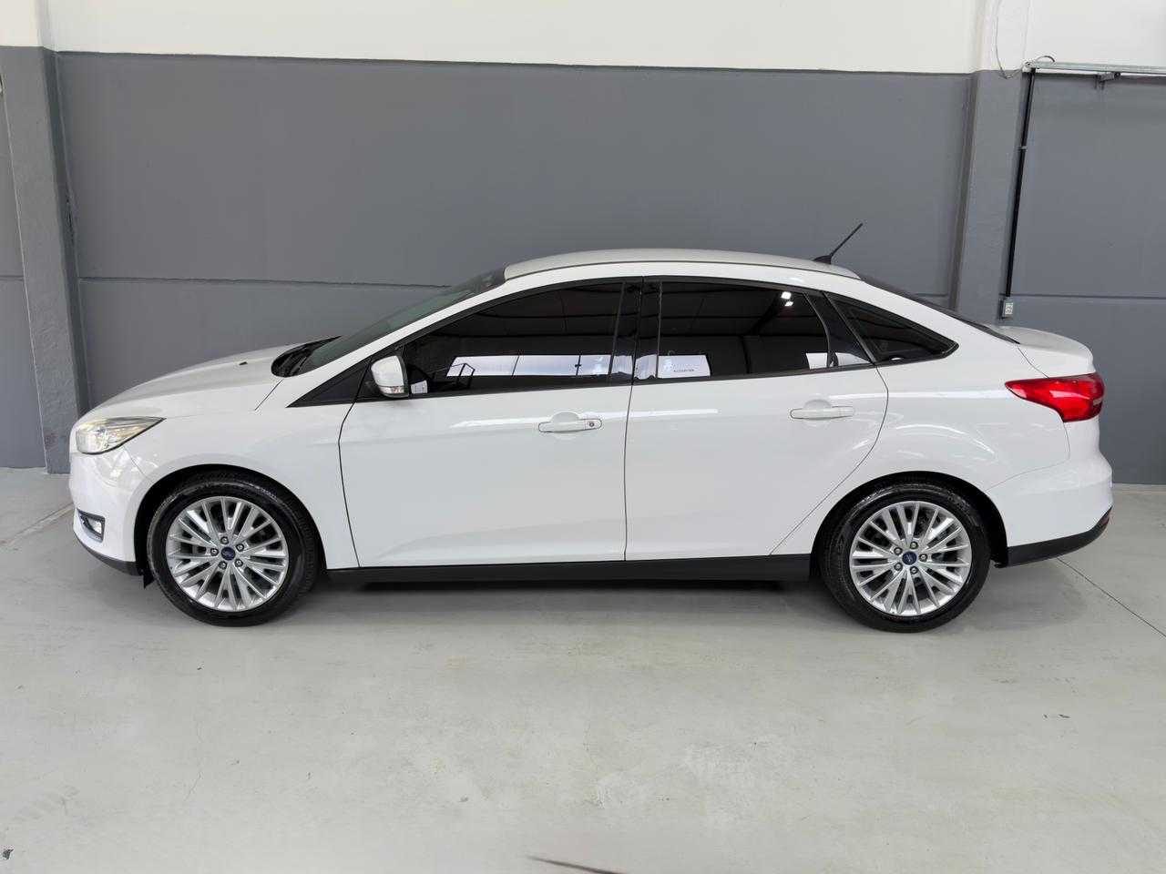 FOCUS SEDAN SE 2.0 AT