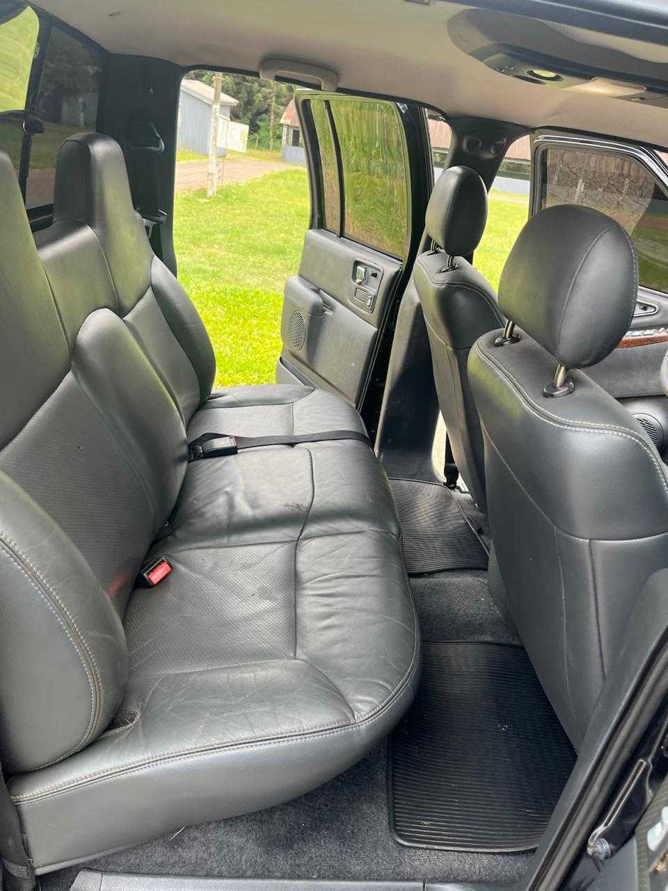 S10 EXECUTIVE 2.8 CD