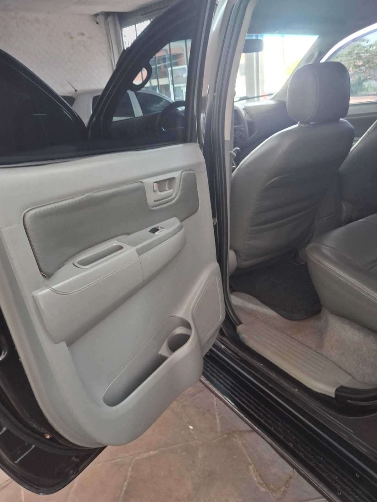 HILUX CD SRV 3.0 4X2