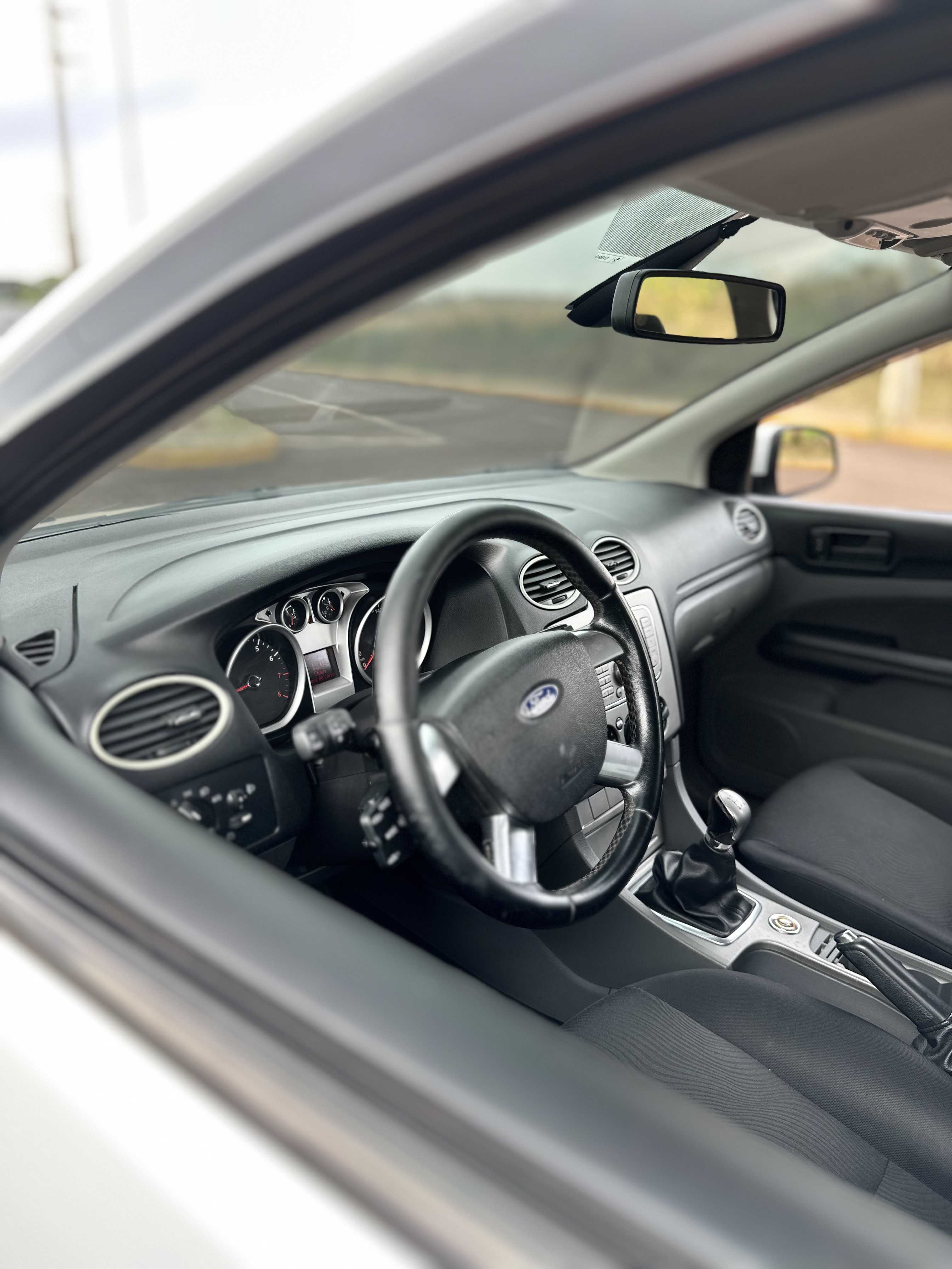 FORD FOCUS 2.0 SD MANUAL