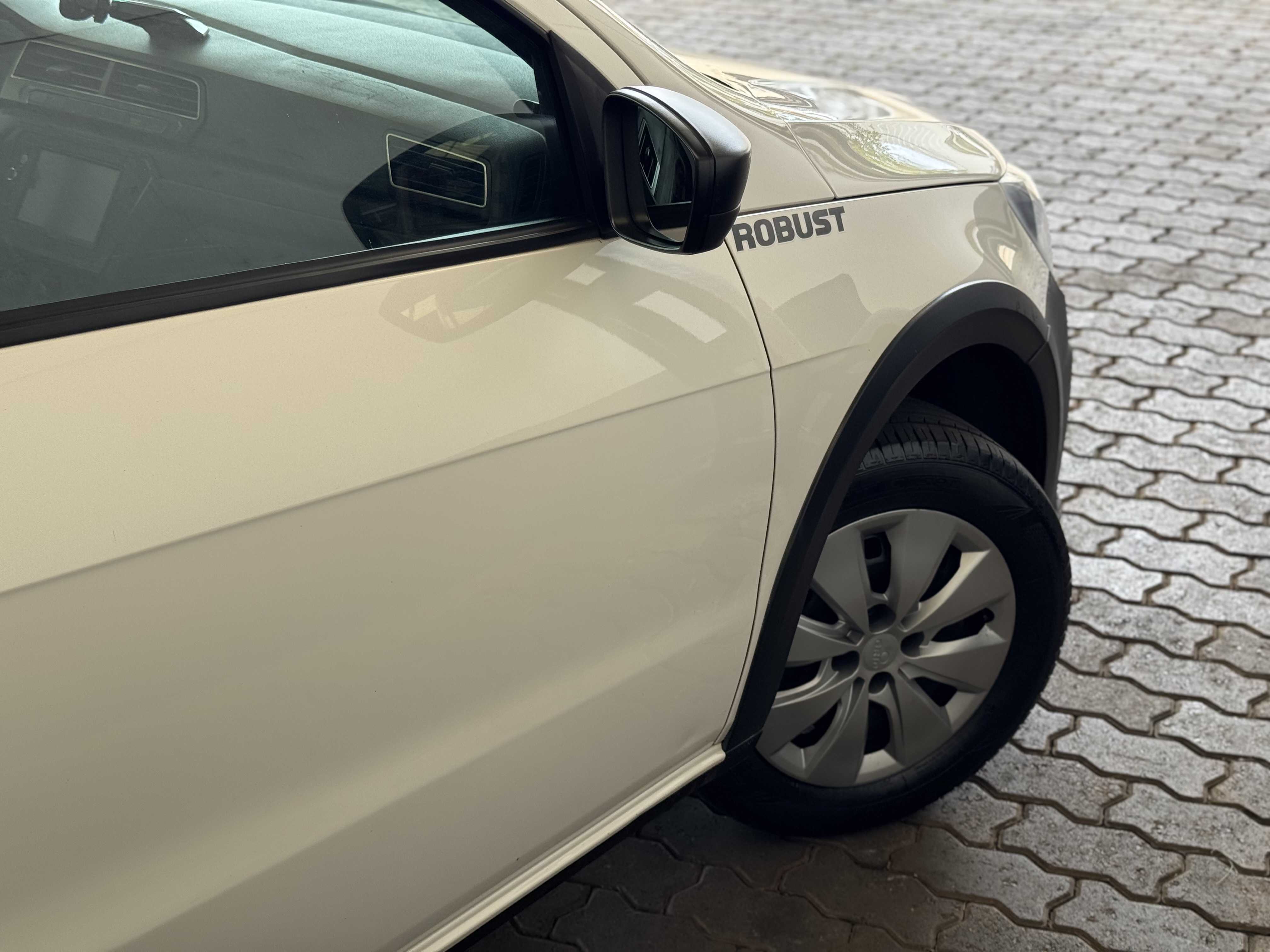 SAVEIRO ROBUST