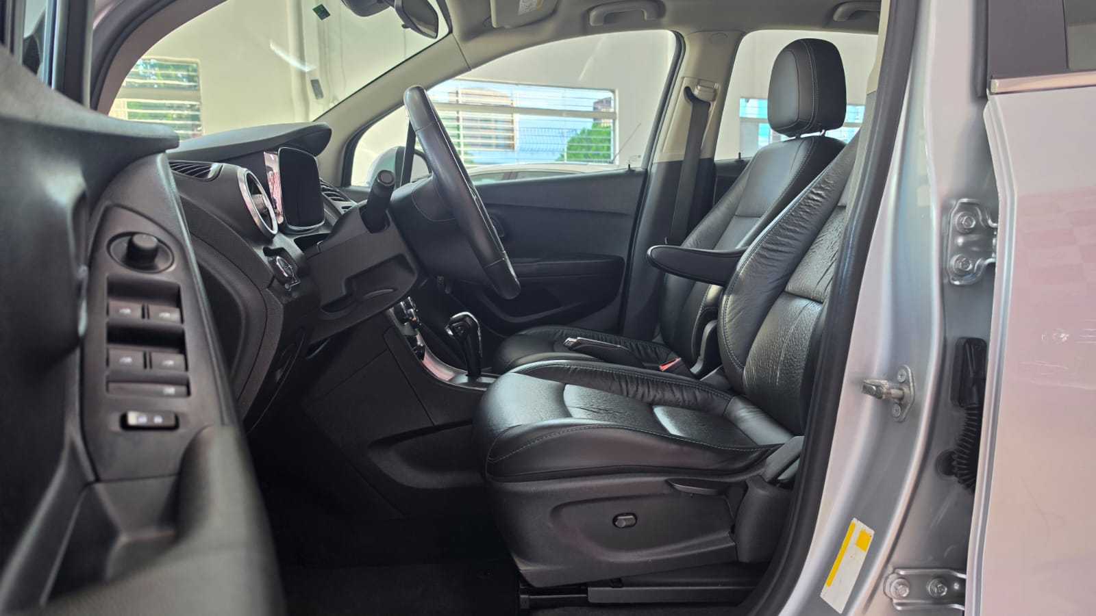 TRACKER LTZ