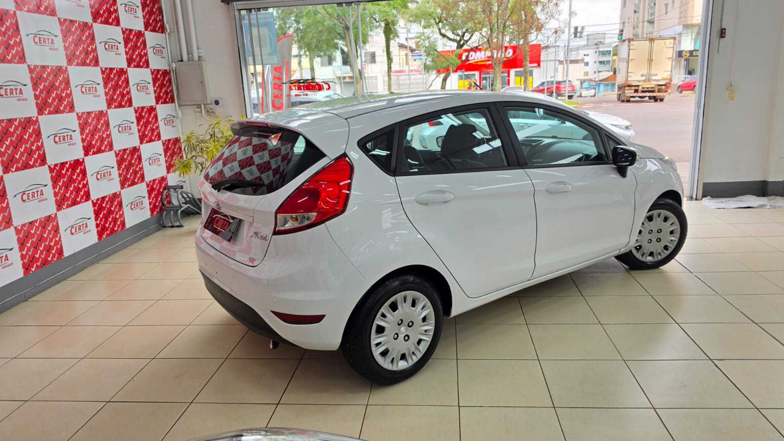 NEW FIESTA SE CÂMBIO MECÂNICO