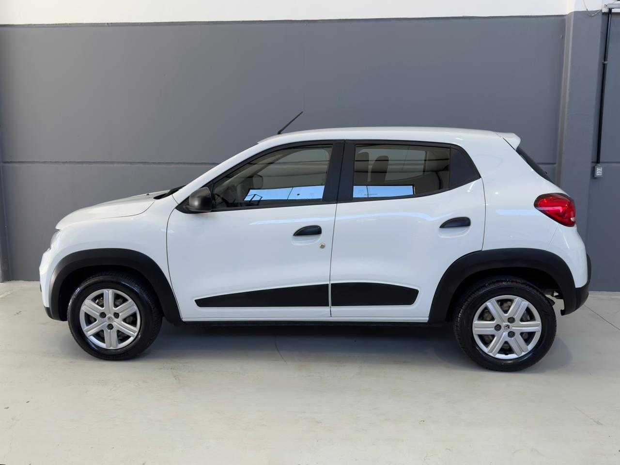 KWID ZEN 1.0 / COMPLETO