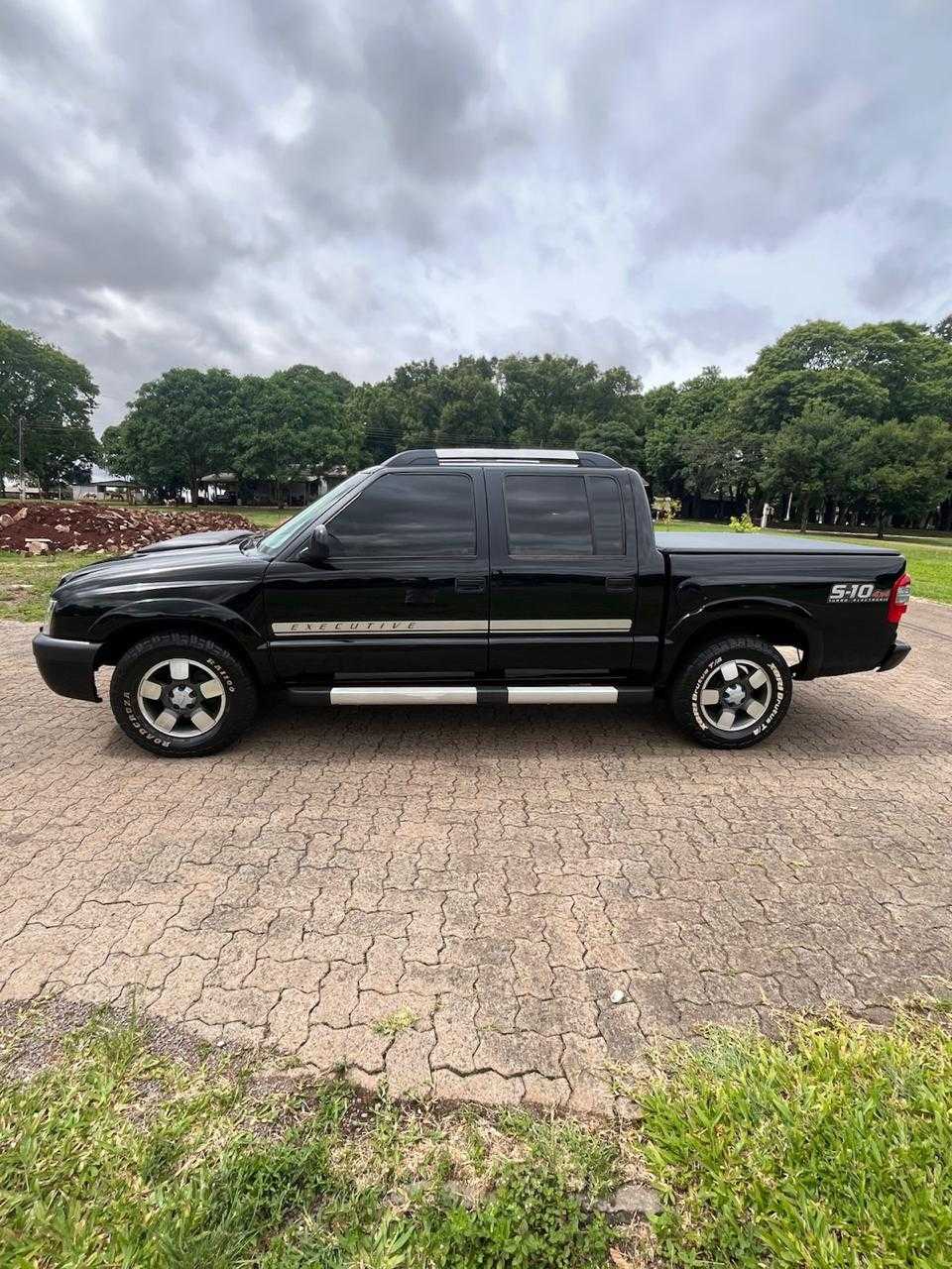 S10 EXECUTIVE 2.8 CD