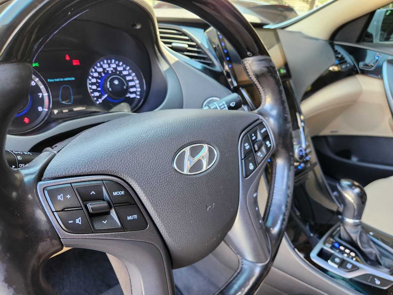 AZERA 3.0 V6 C/TETO