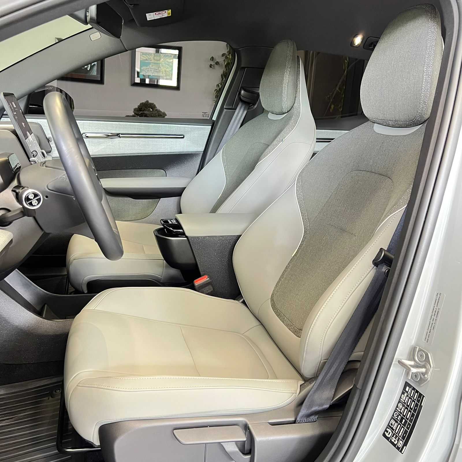 EX30 E60 PLUS ELETRICO