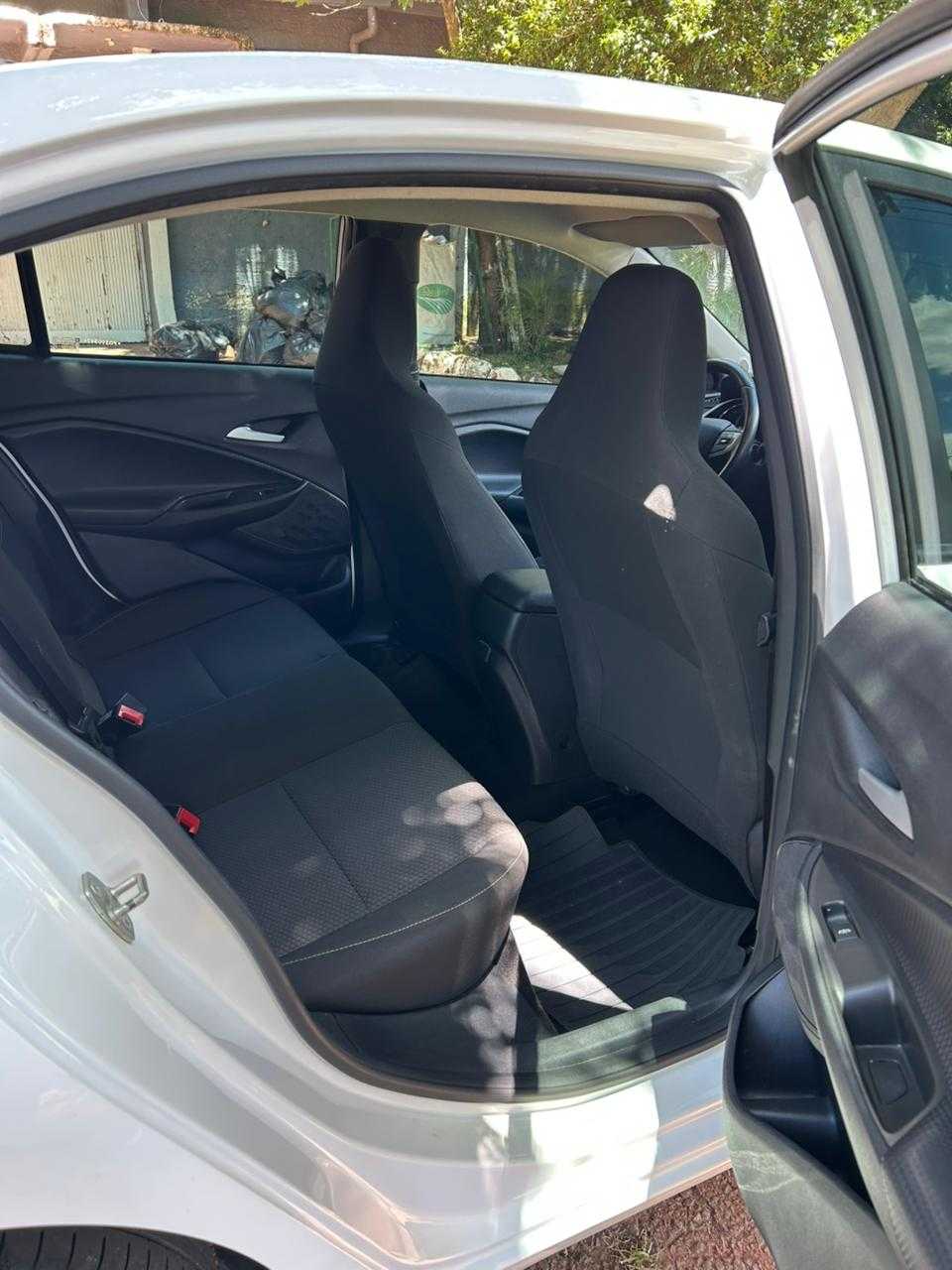 ONIX SEDAN PLUS LTZ 1.0