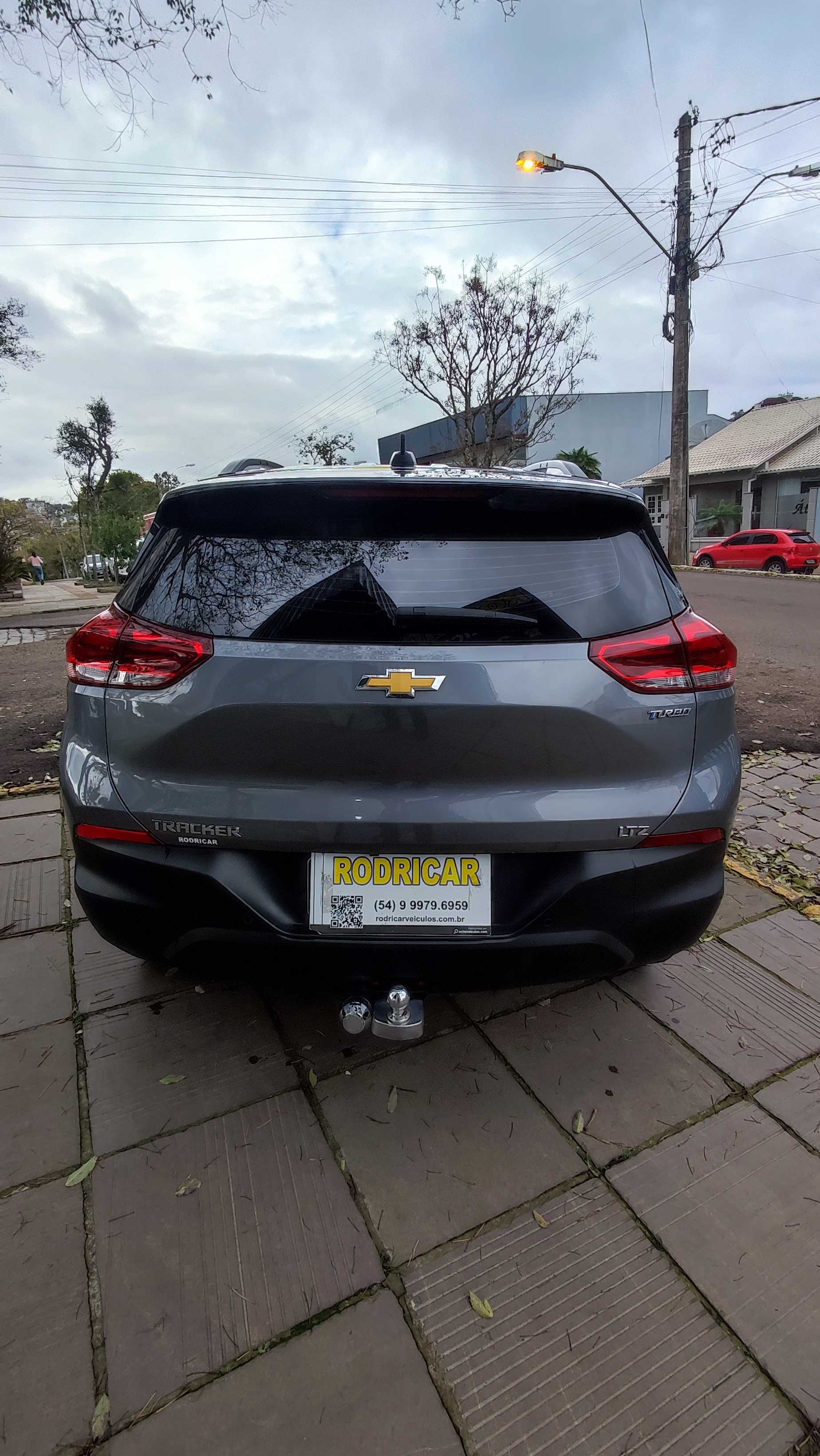 TRCKER 1.0 TURBO AUTOMATIC