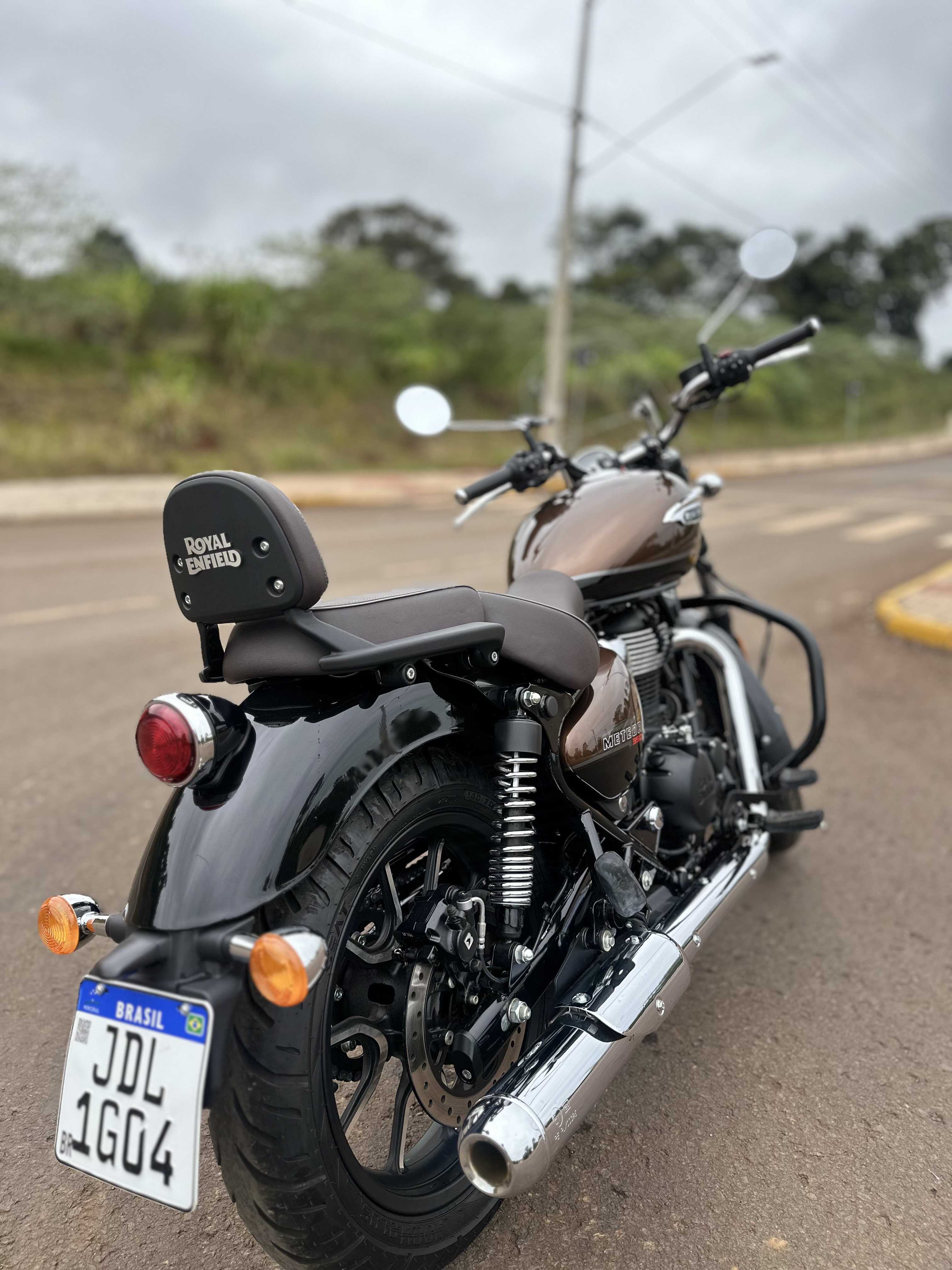ROYAL ENFIELD METEOR 350 SUPER