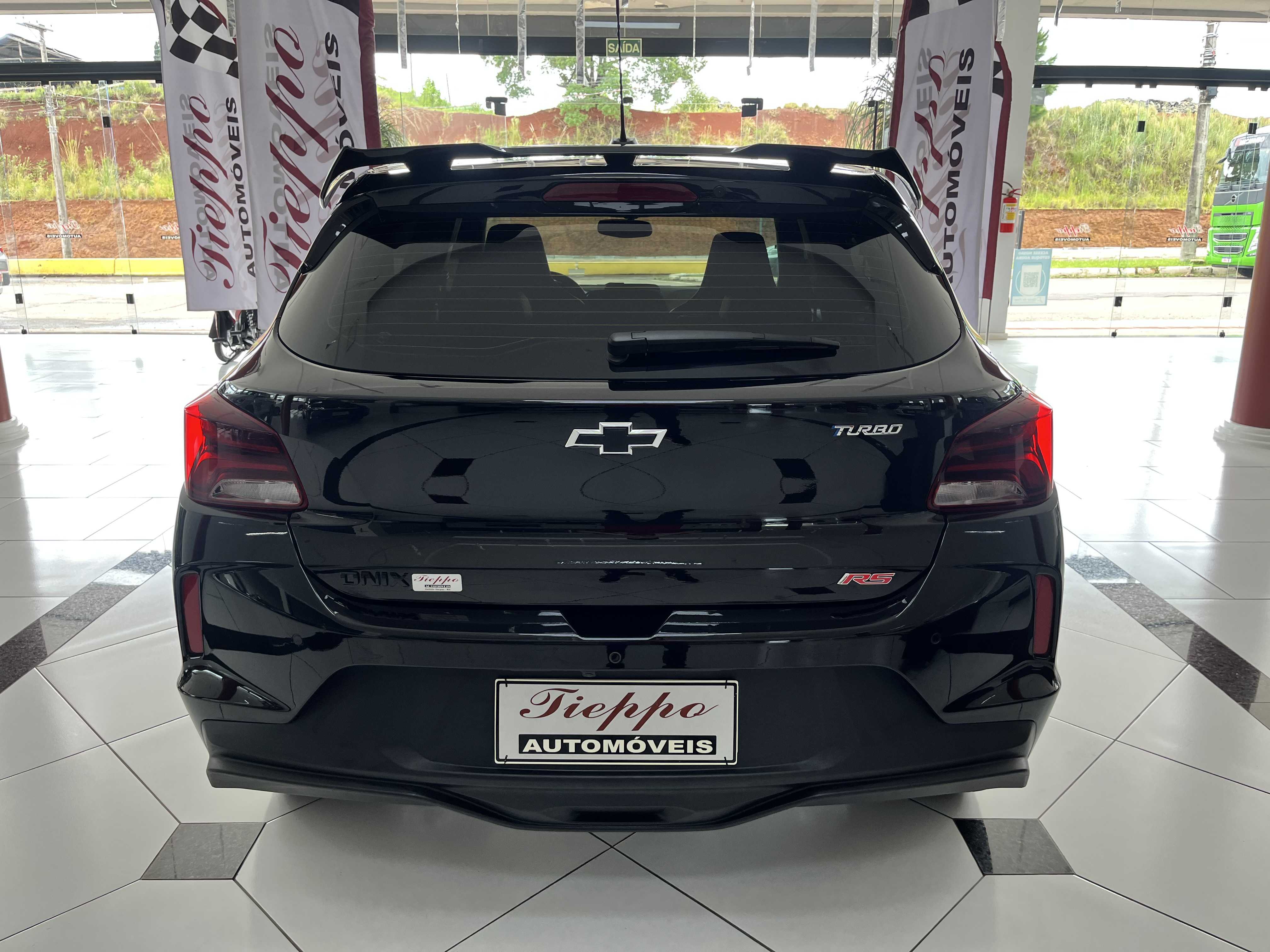 ONIX RS 1.0 TURBO AT