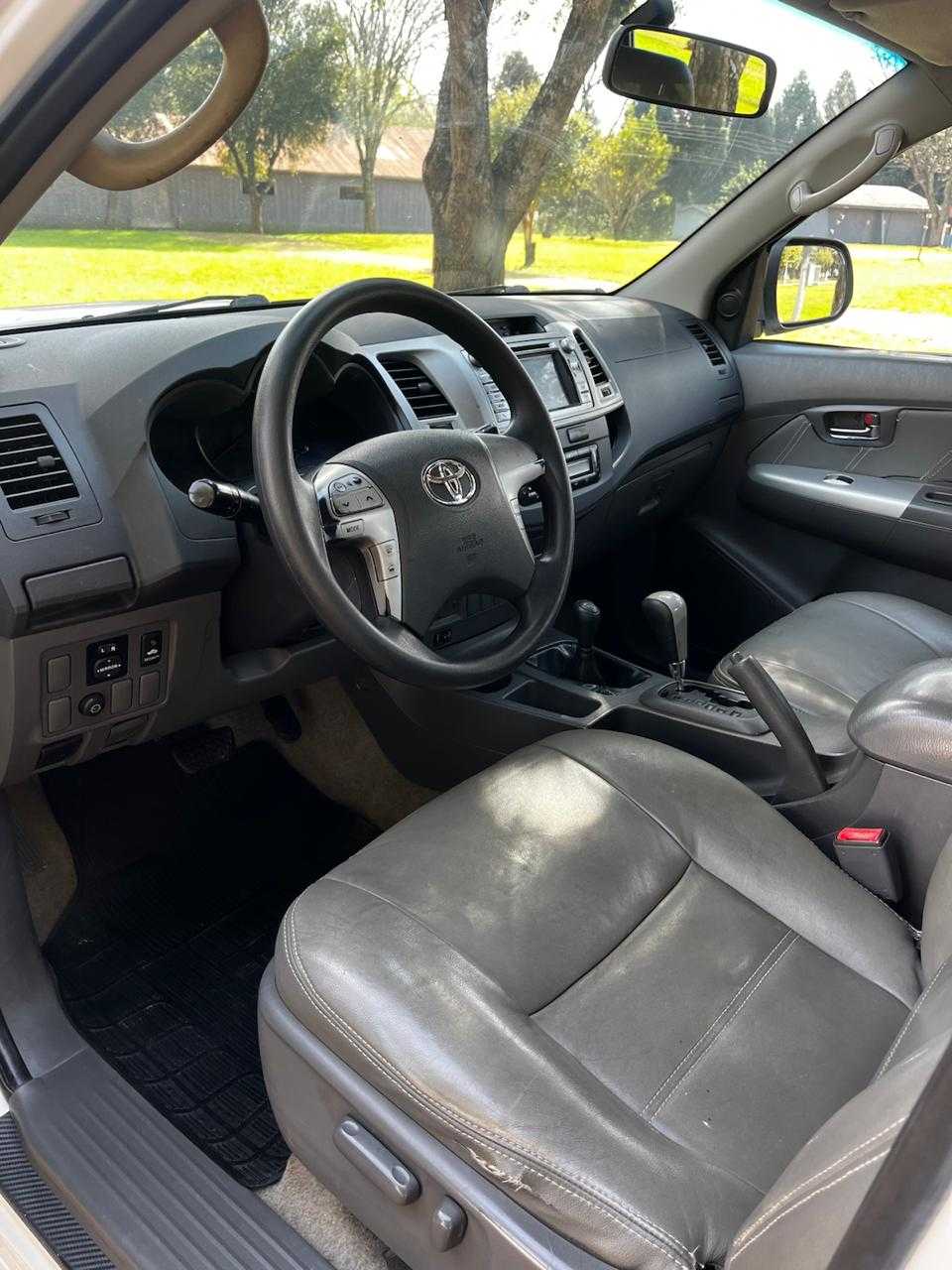 HILUX SRV 4X4 3.0