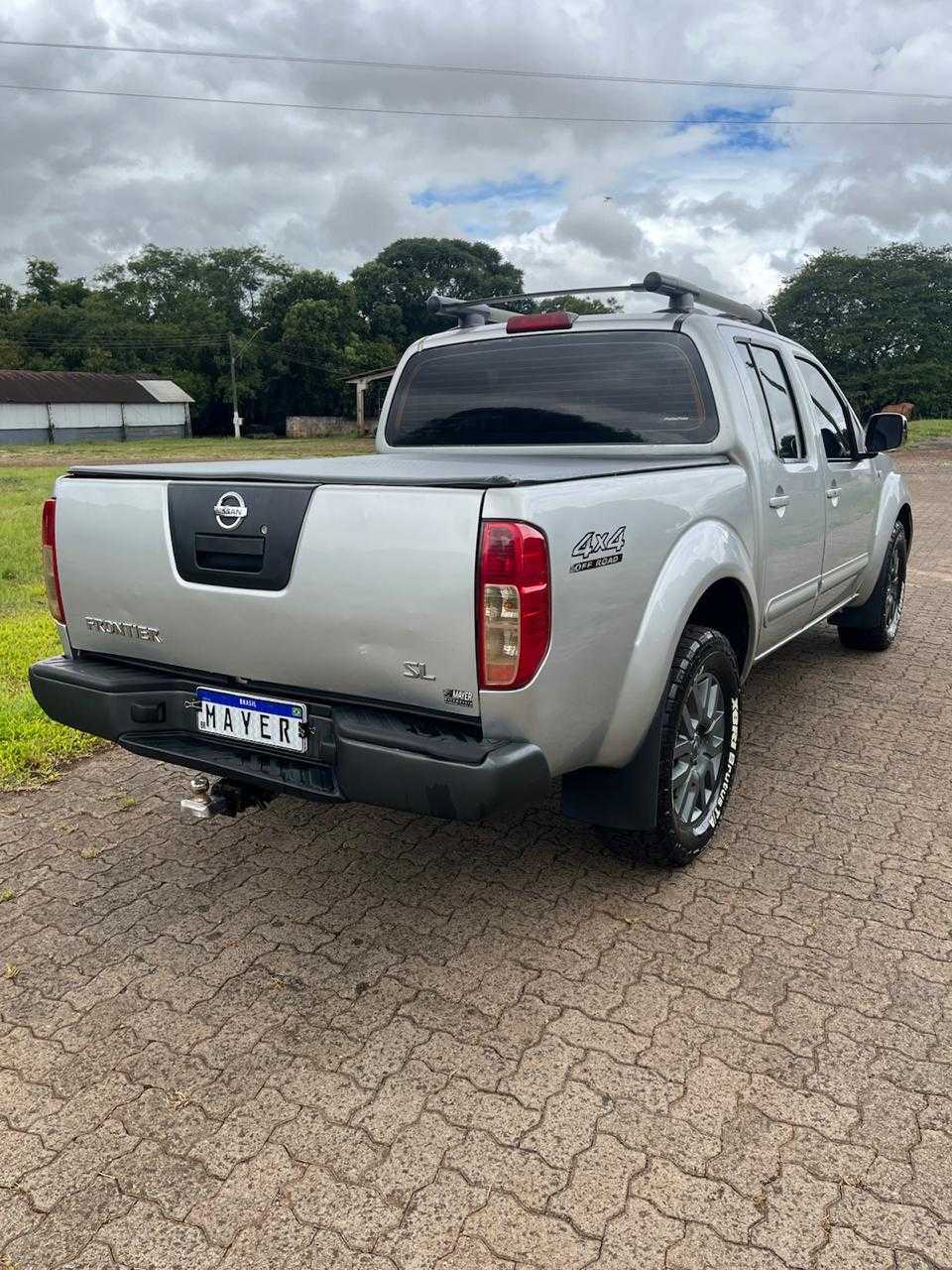 FRONTIER SL CD 4X4 AUT.