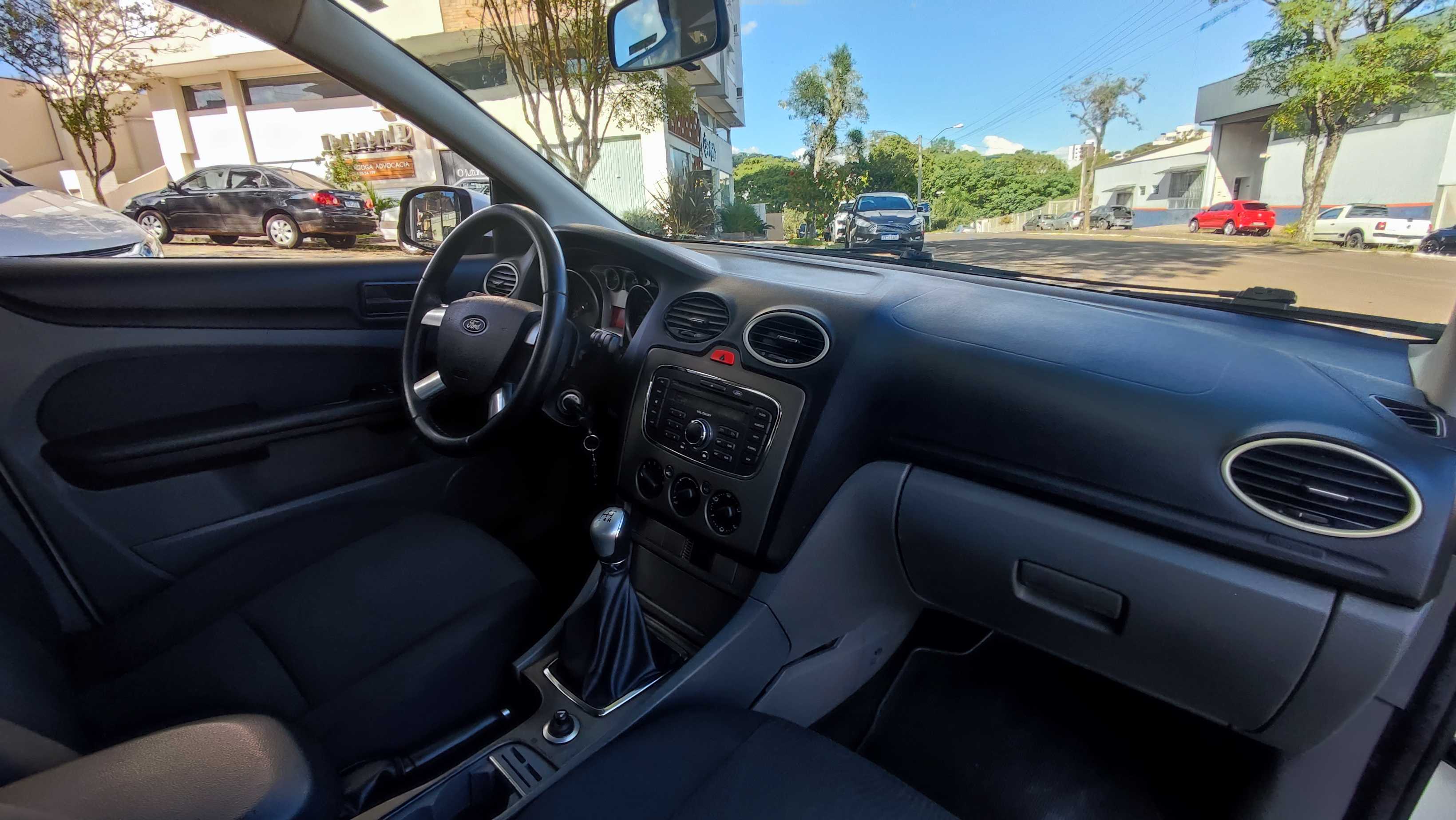 FOCUS HC 1,6 FLEX MANUAL