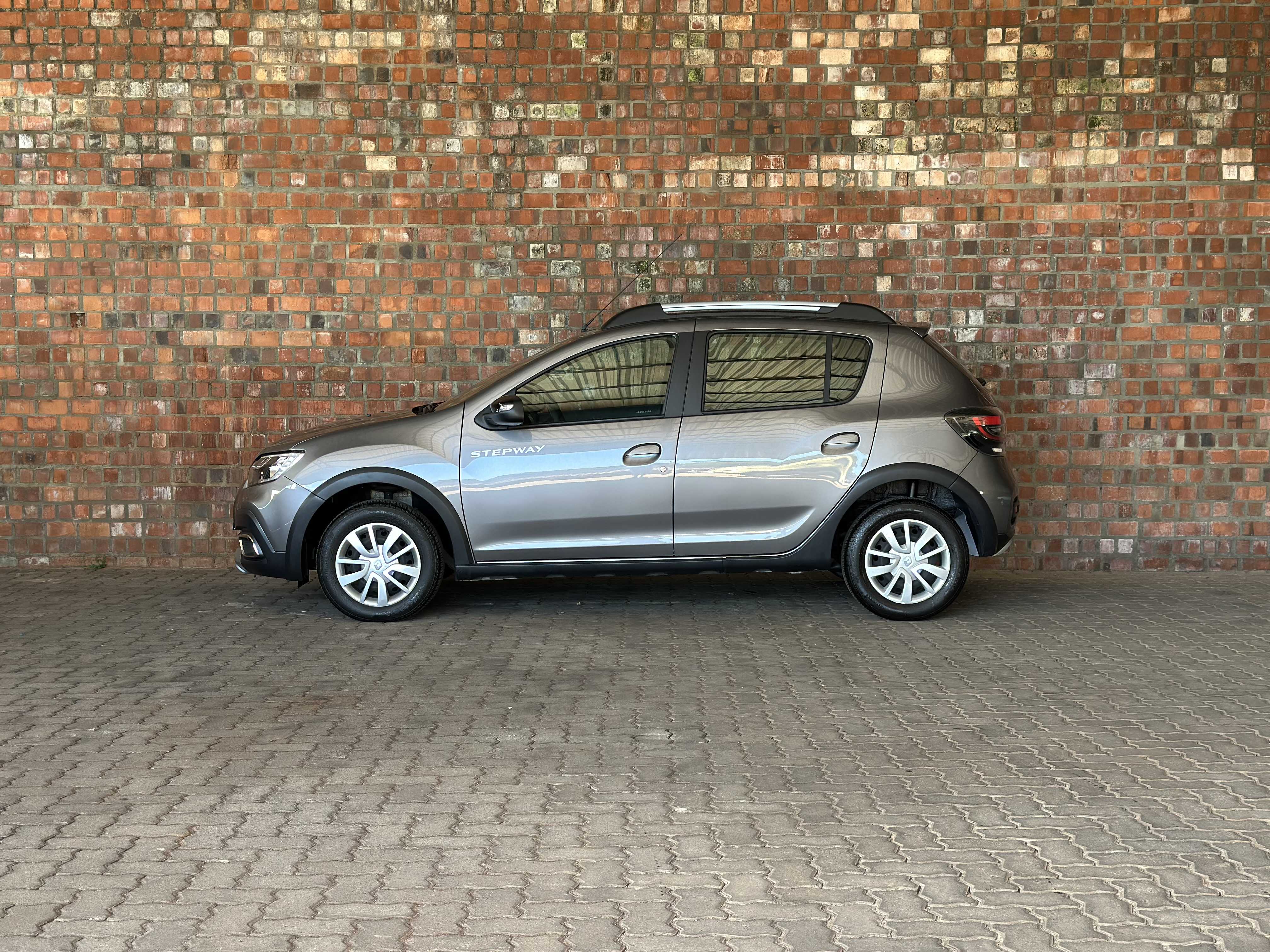 SANDERO STEPWAY ZEN 1.0 FLEX