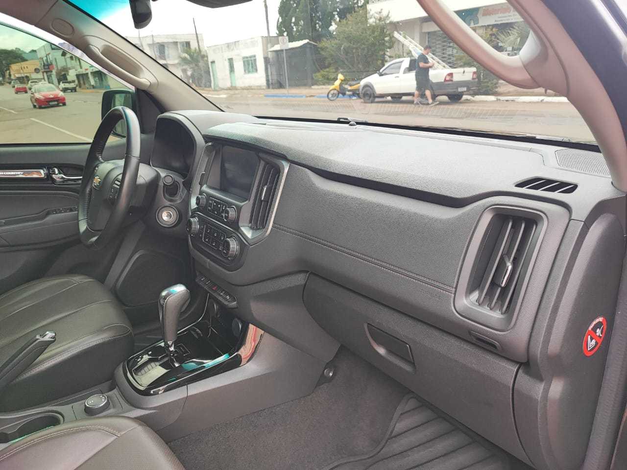 S10 2.8 HIGH COUNTRY 4X4