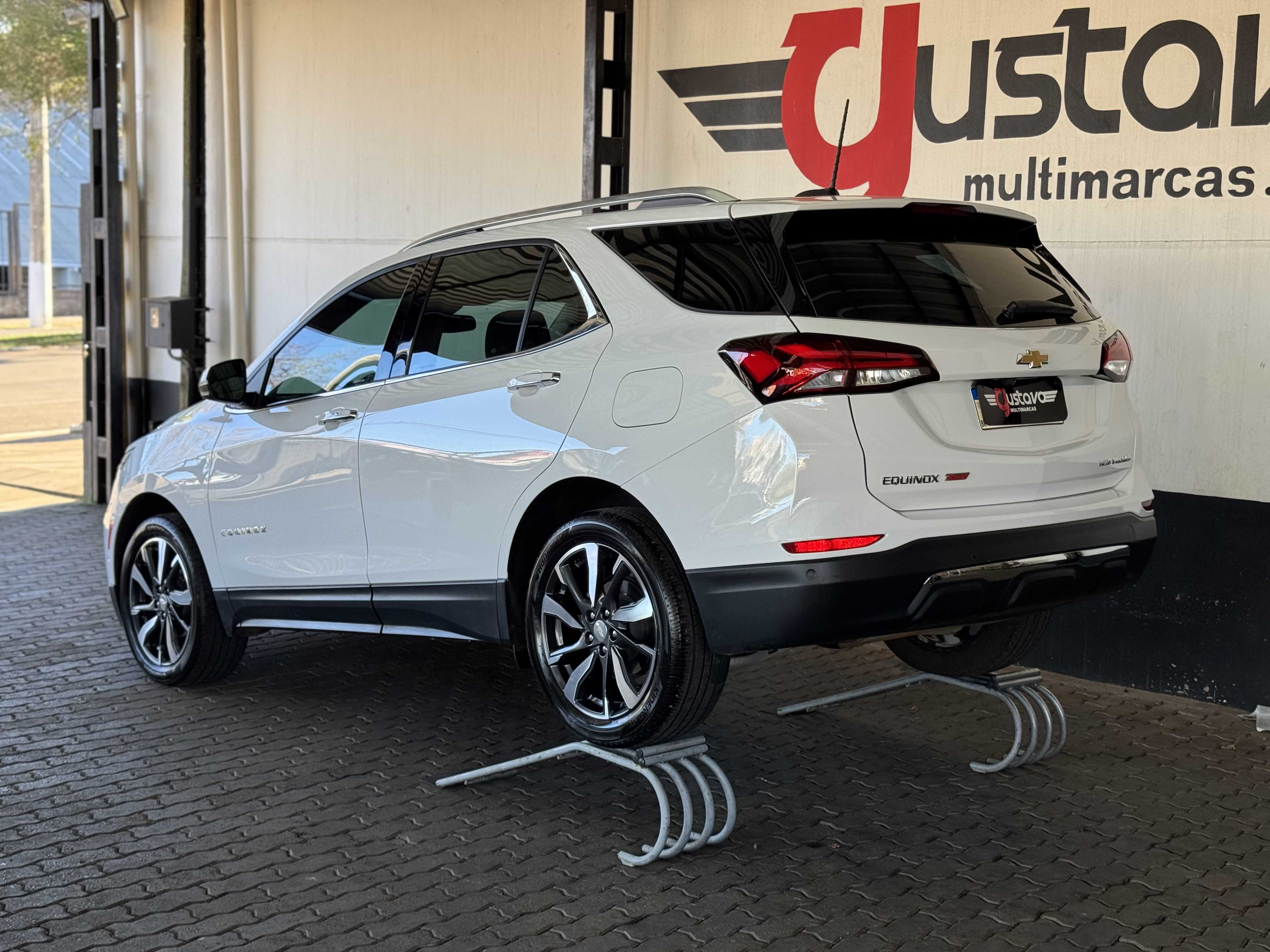 EQUINOX PREMIER