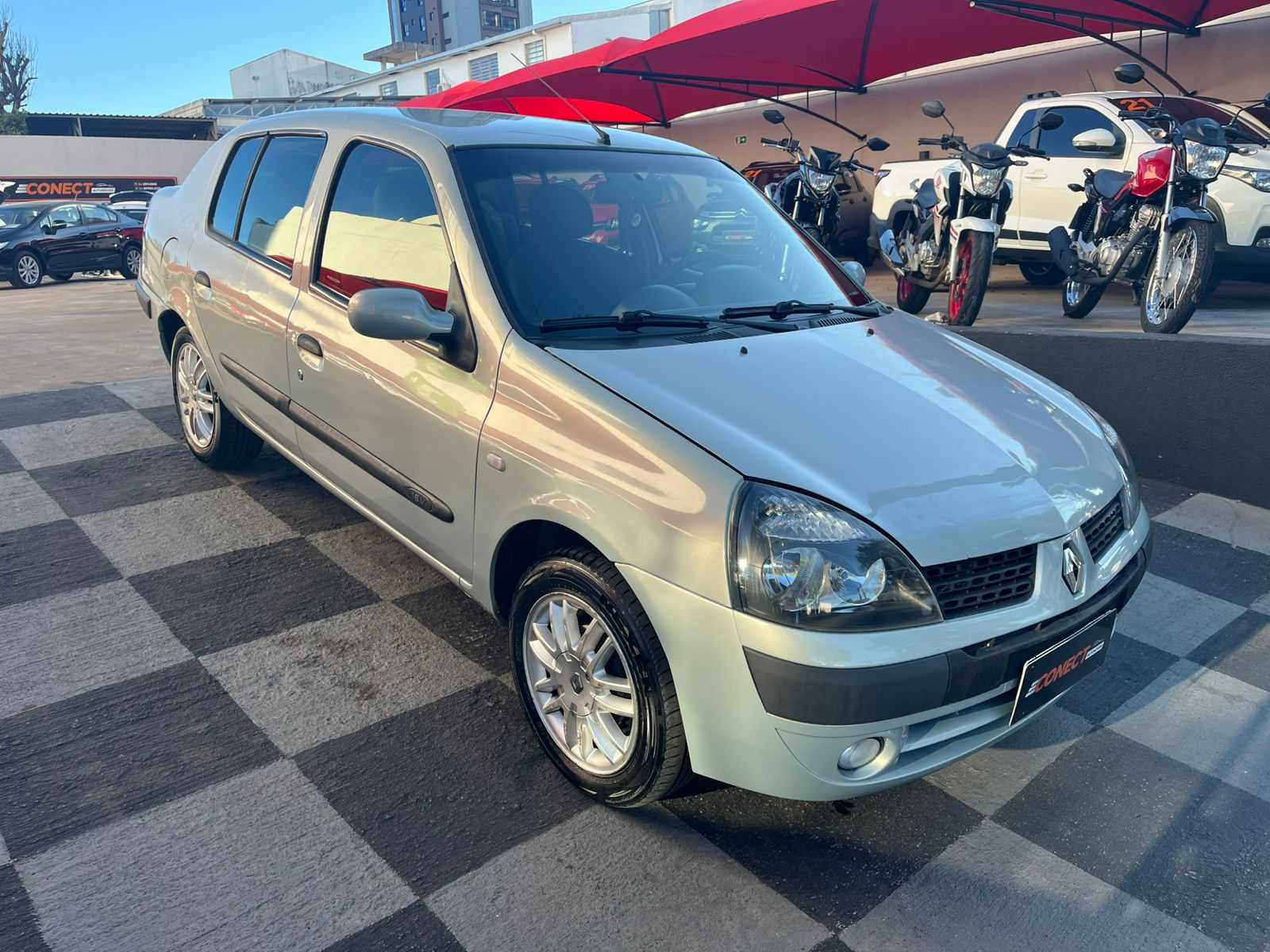 CLIO SEDAN 1.0 COMPLETO