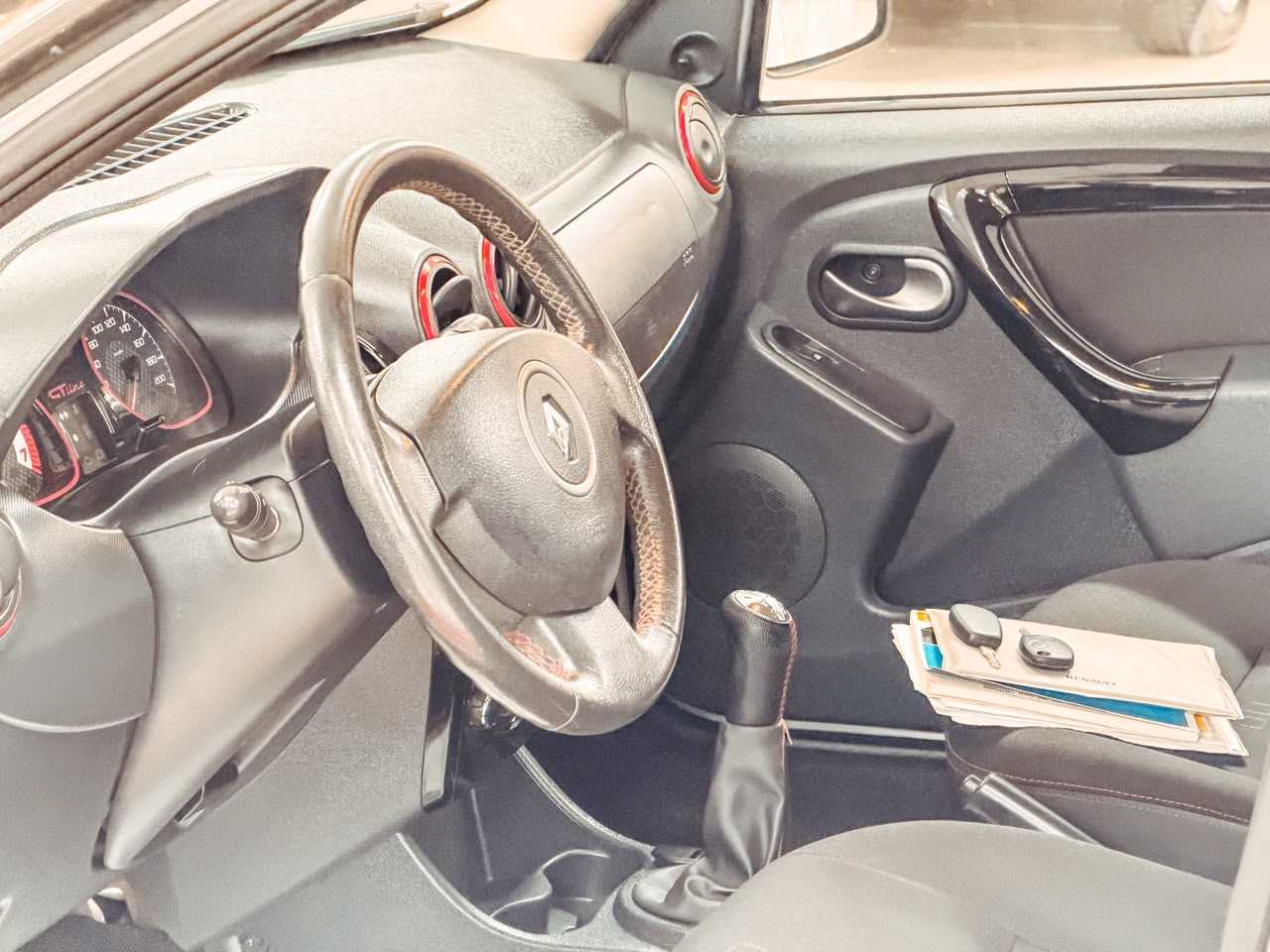 SANDERO 1.6 GTLINE HI-FLEX 4P