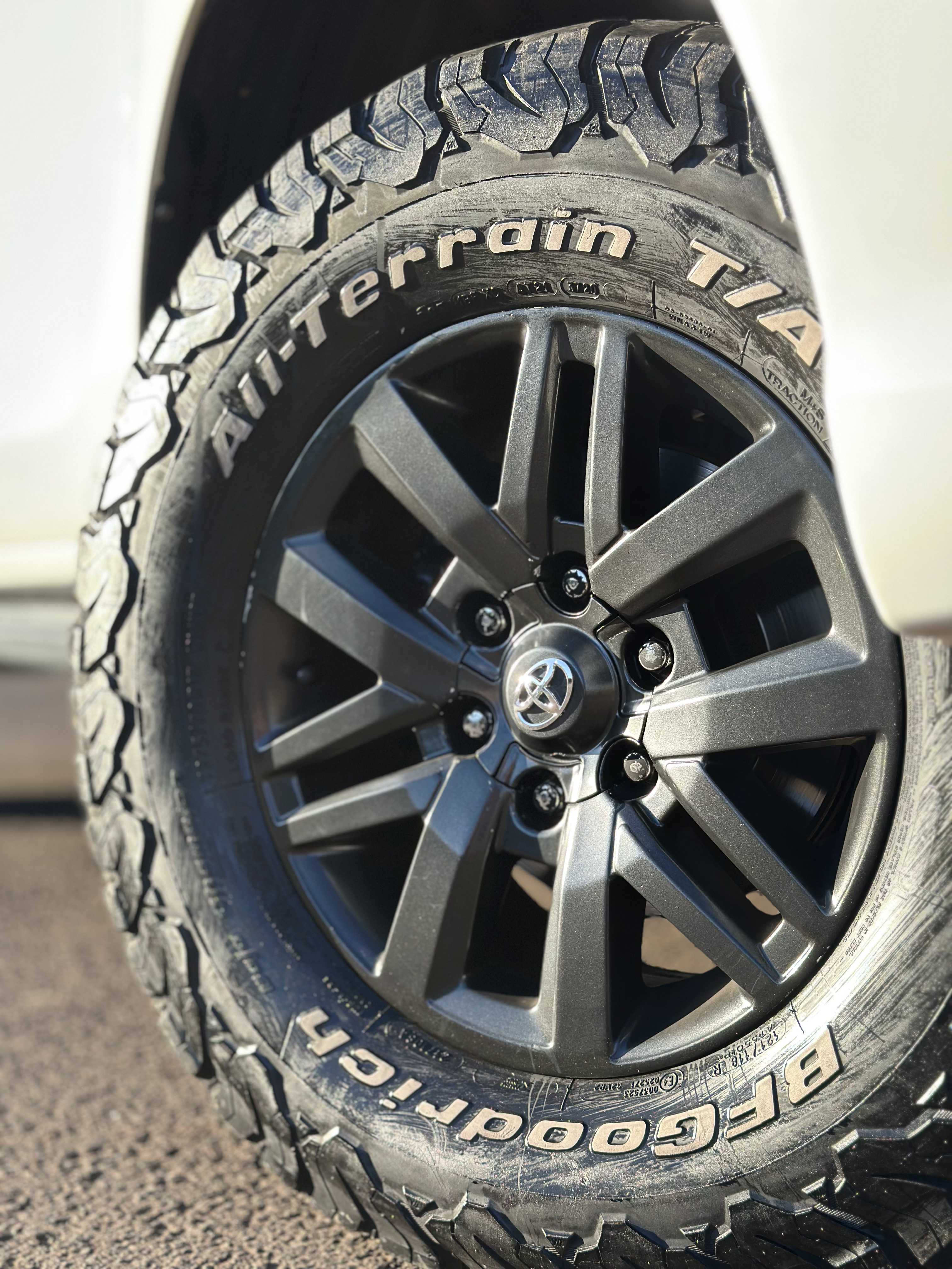 HILUX SR 2.8 TURBO DIESEL MAN