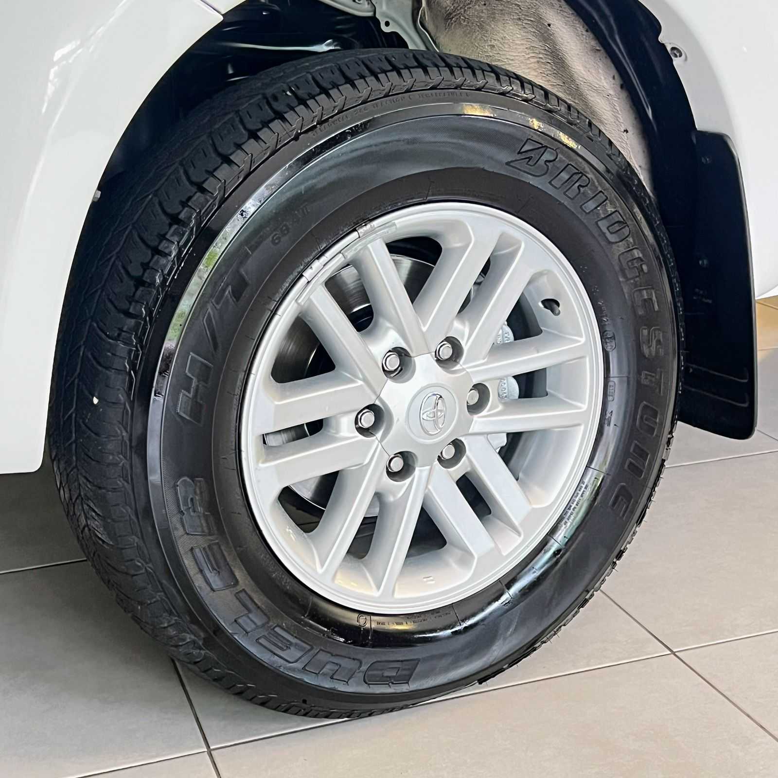 HILUX SW4 SR 2.7 FLEX 4X2 AUT