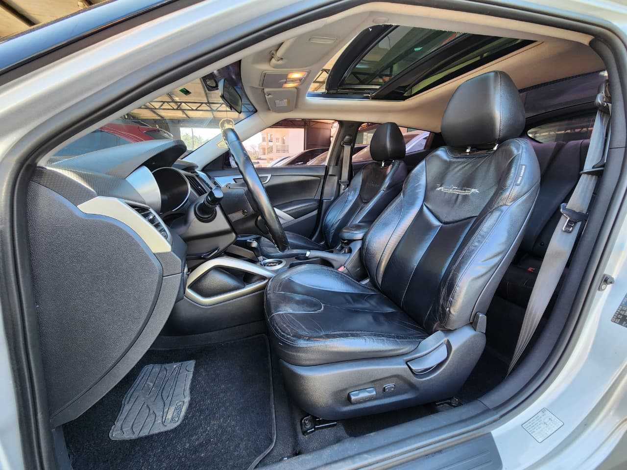 VELOSTER 1.6 AUT C/TETO