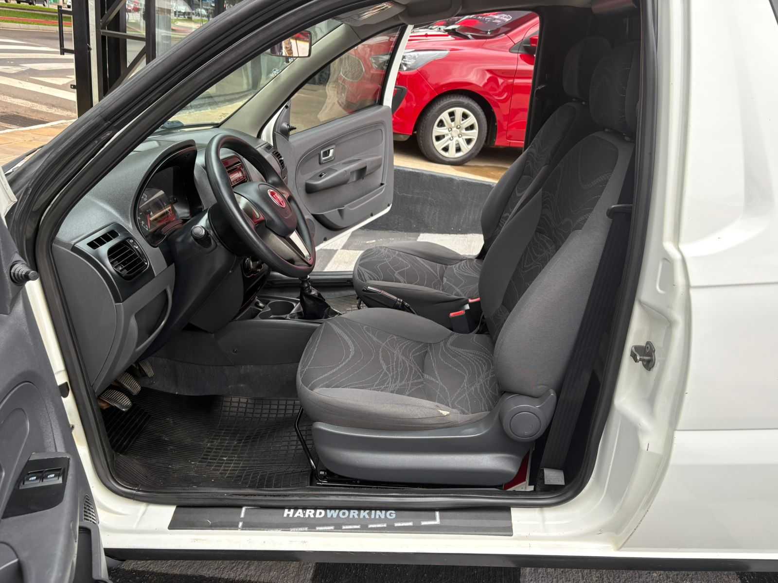 STRADA WORKING HARD  1.4 CS