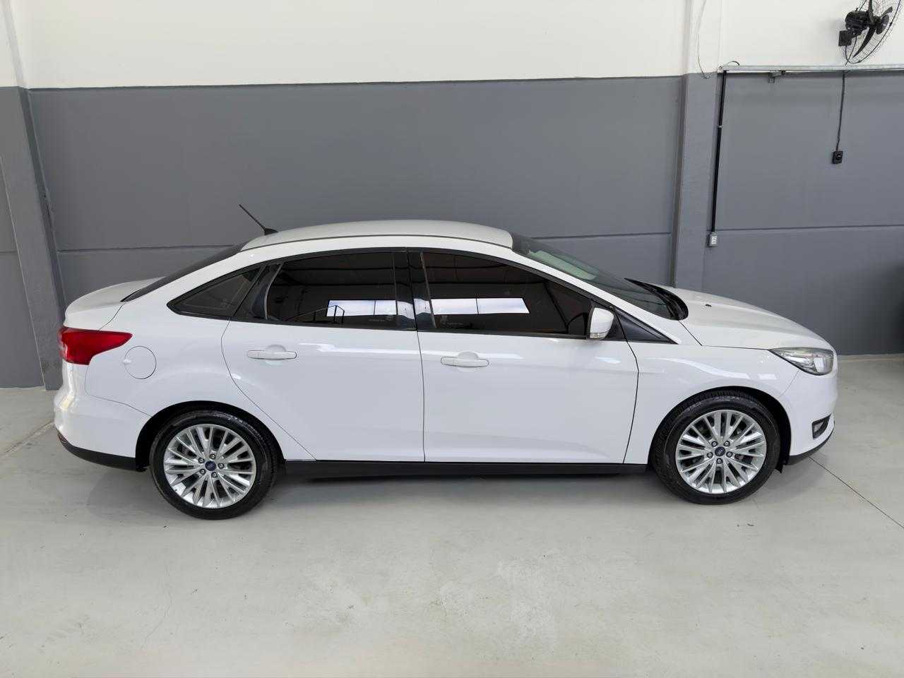 FOCUS SEDAN SE 2.0 AT
