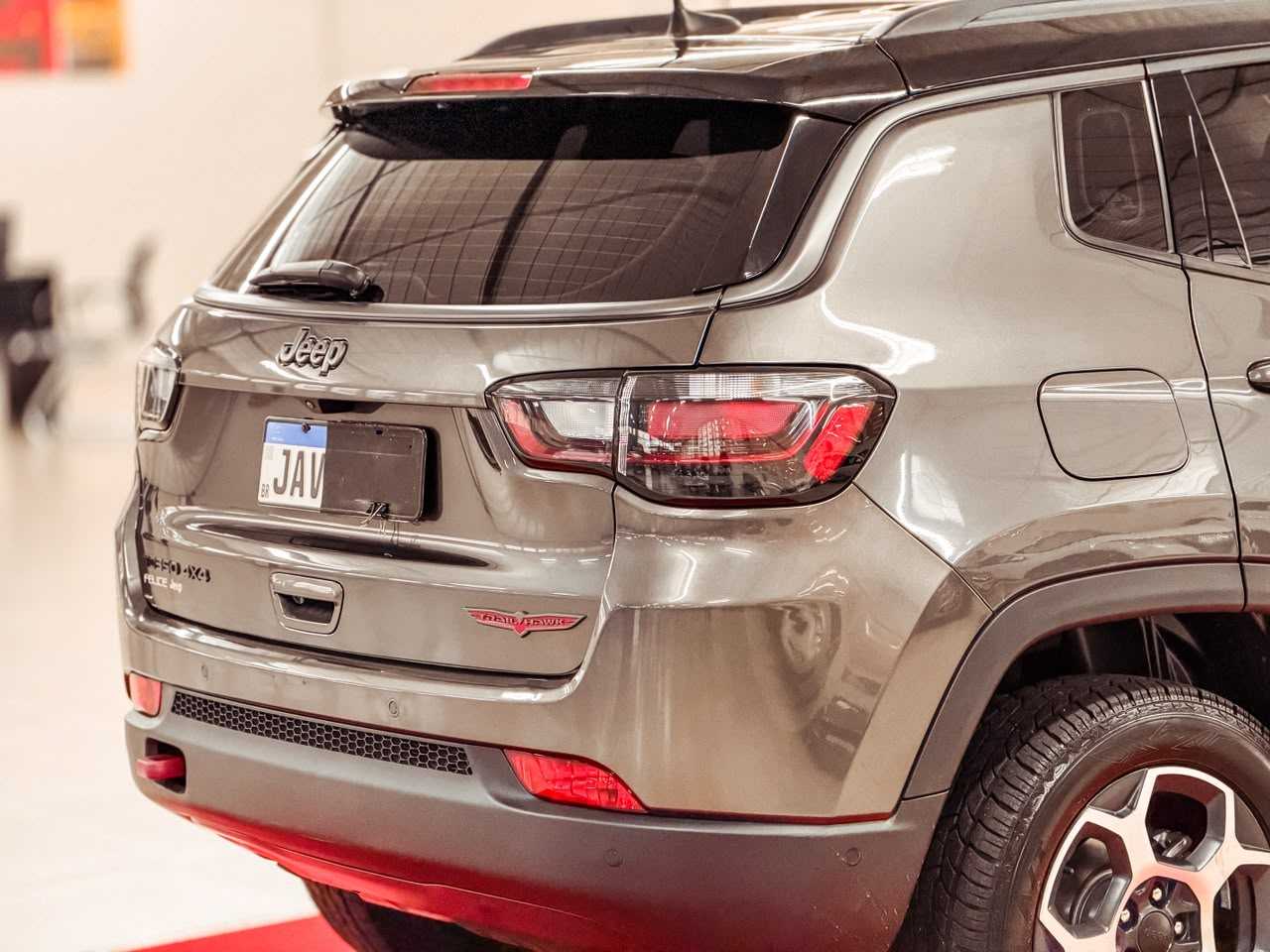 COMPASS 2.0 TRAILHAWK DIES. AT