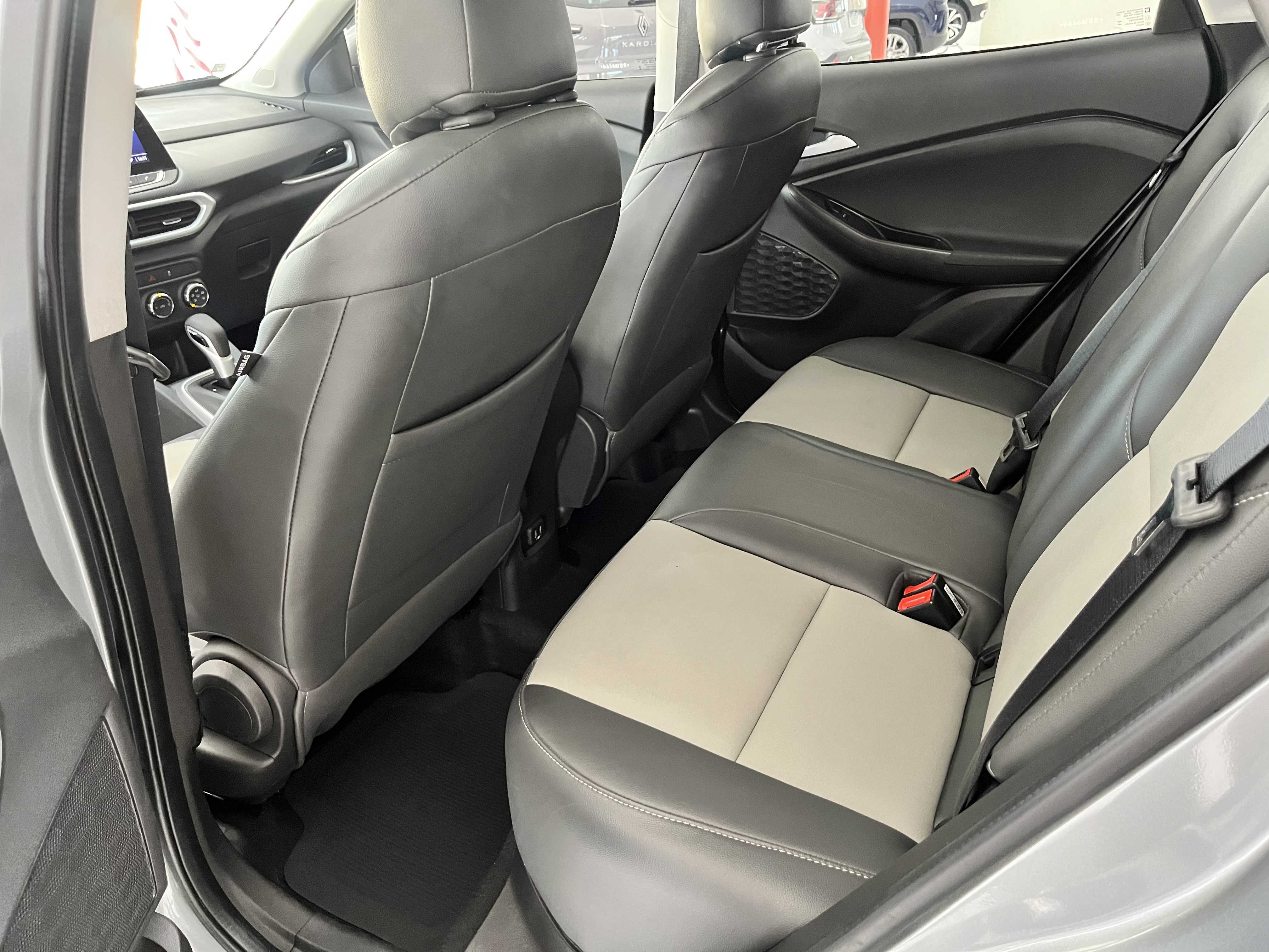 TRACKER LT 1.0 TURBO AT