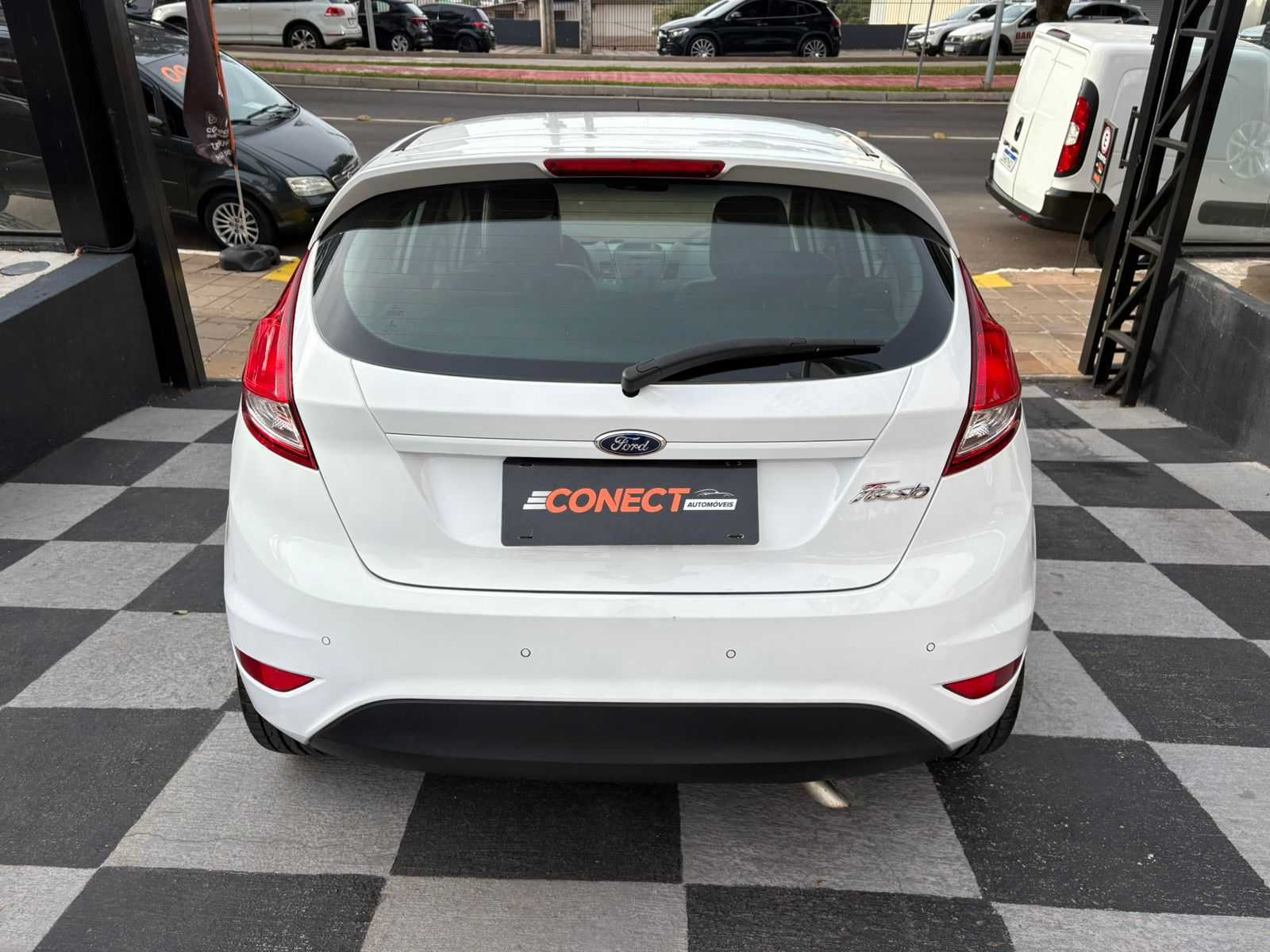 NEW FIESTA 1.5 COMPLETO