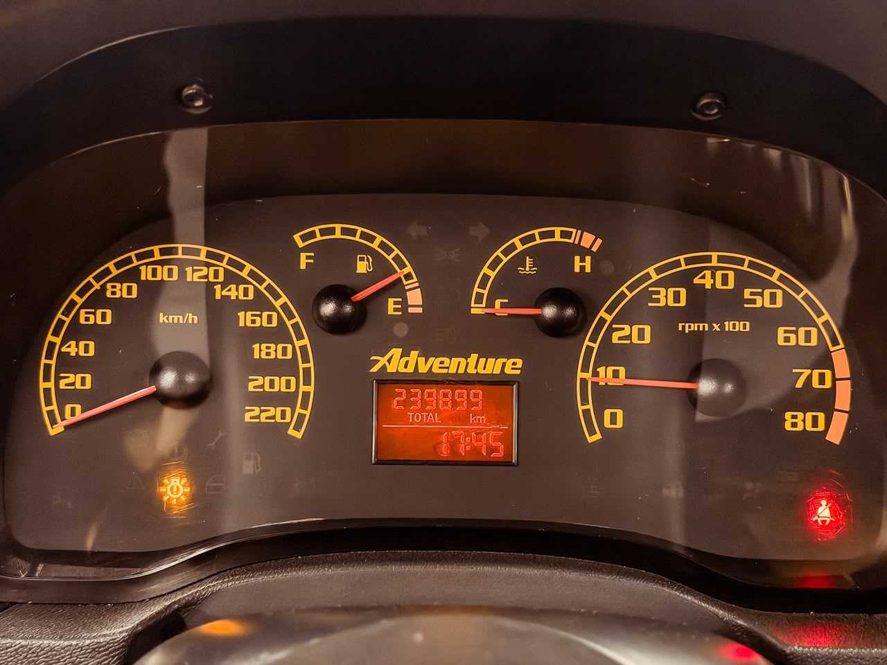 PALIO 1.8 ADVENTURE FLEX 4P