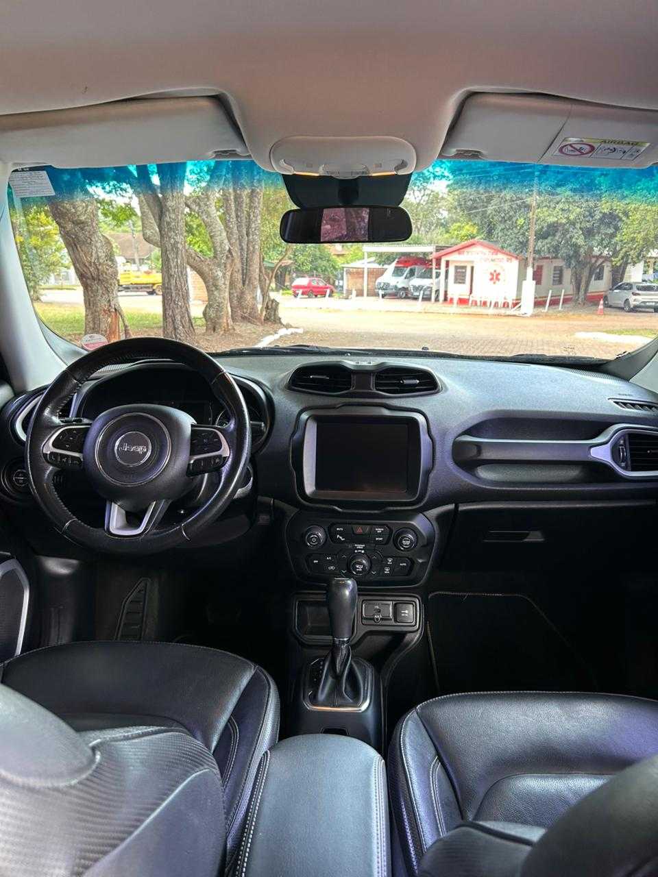 RENEGADE LONGITUDE 1.8 AUT