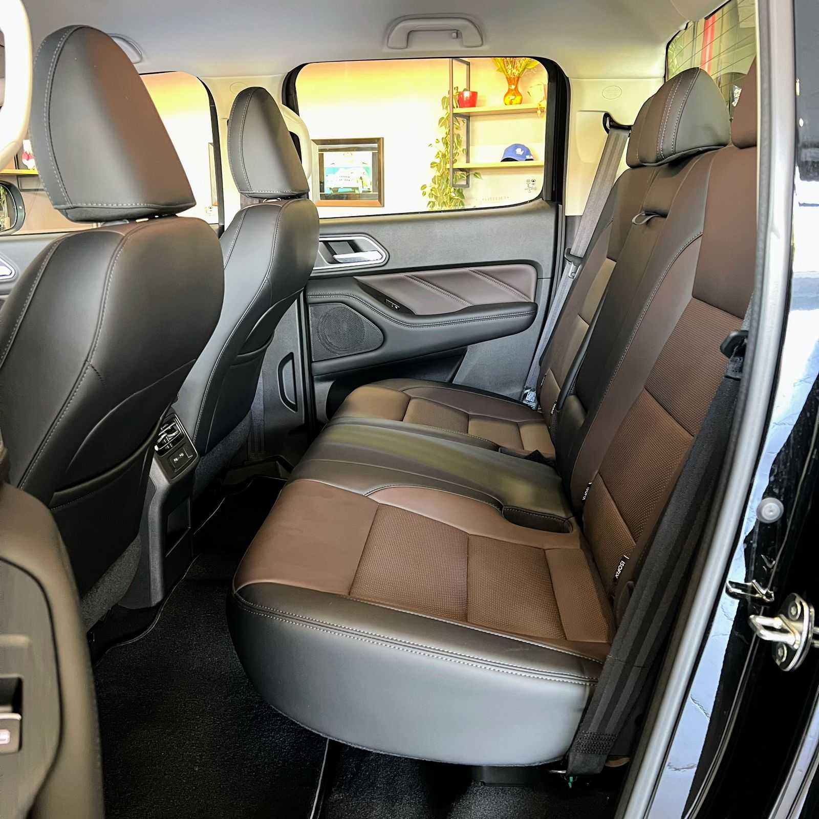 POER P30 EXCLUSIVE 2.4 TDI 4X4