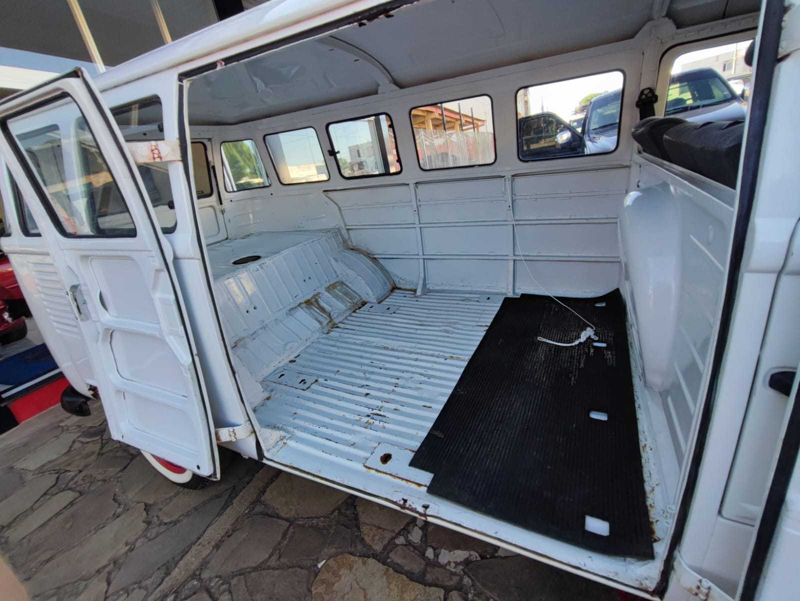 KOMBI 1600