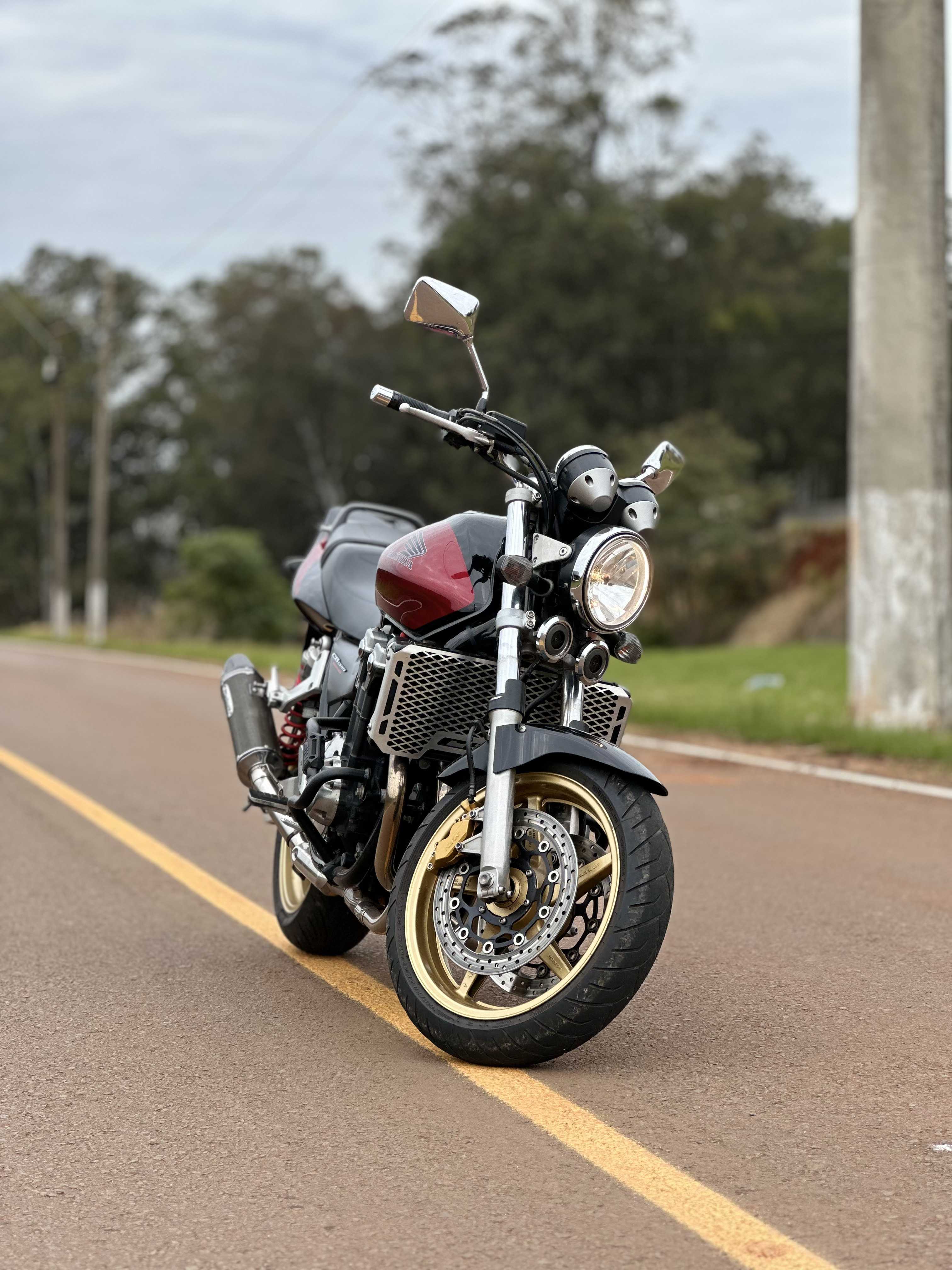 HONDA CB 1300 SUPER FOUR