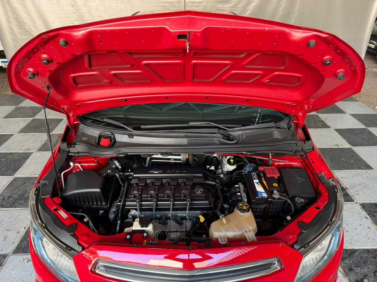 PRISMA 1.4 LT 8V FLEX 4P MAN.