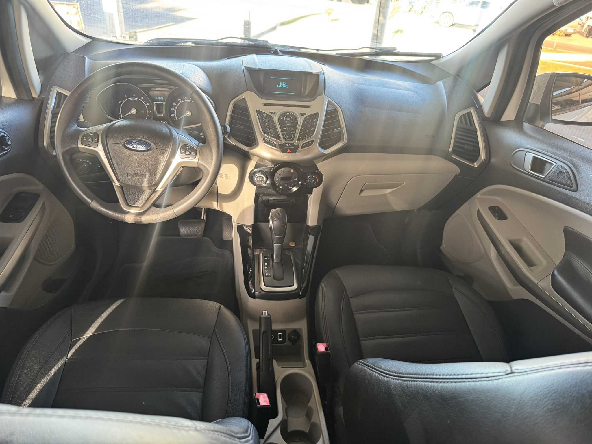 ECOSPORT  TITANIUN