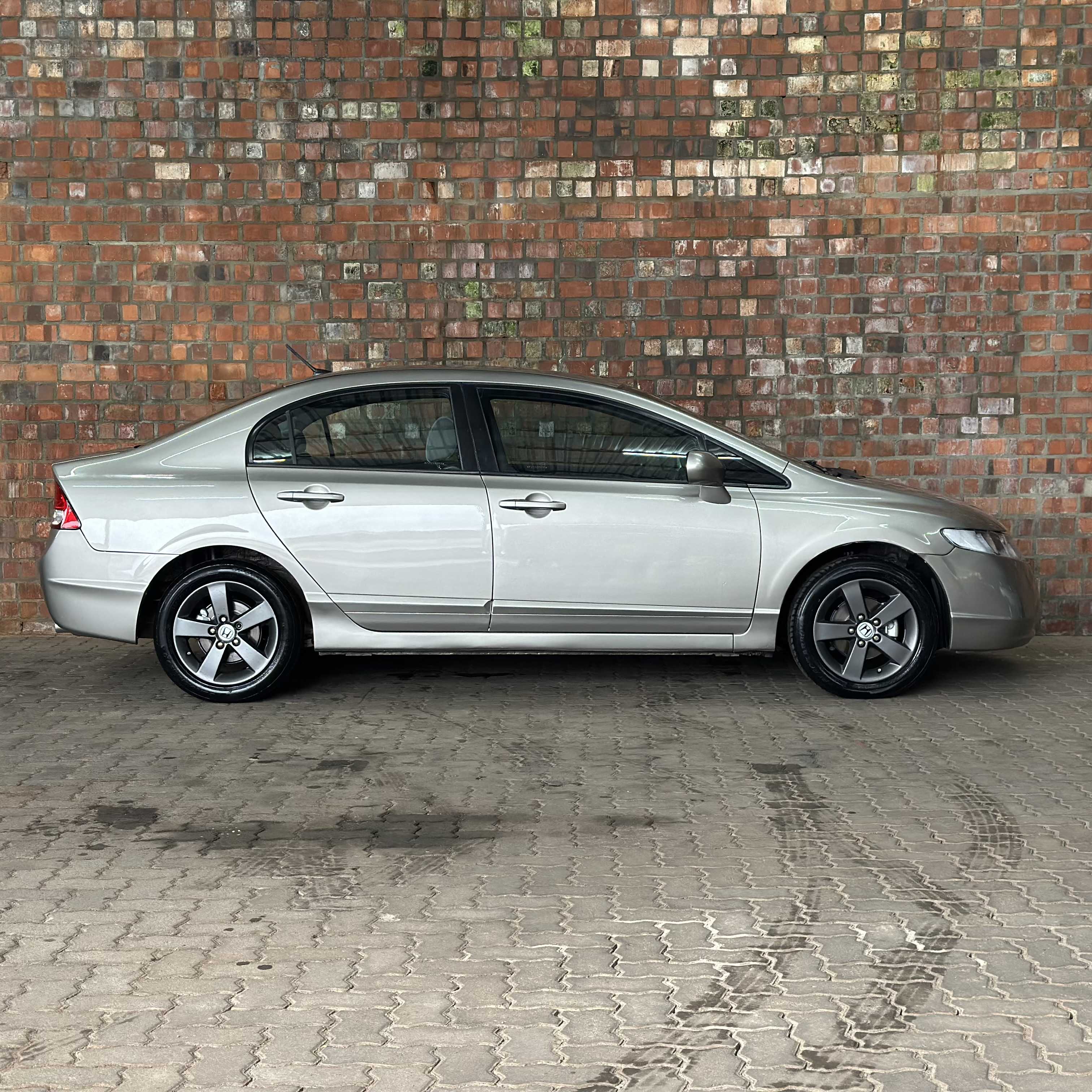 CIVIC LXS 1.8 MANUAL