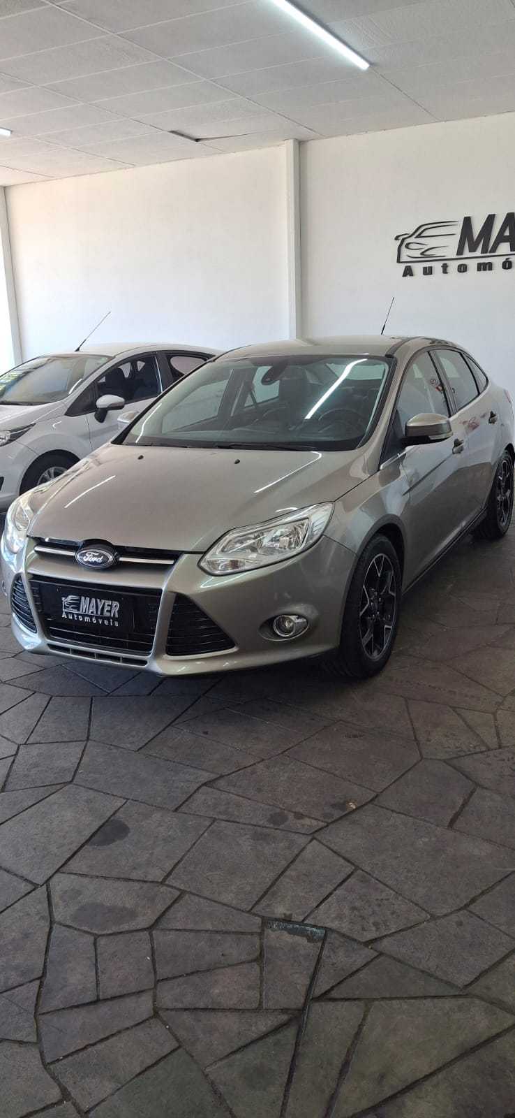FOCUS SEDAN TITANIUM 2.0