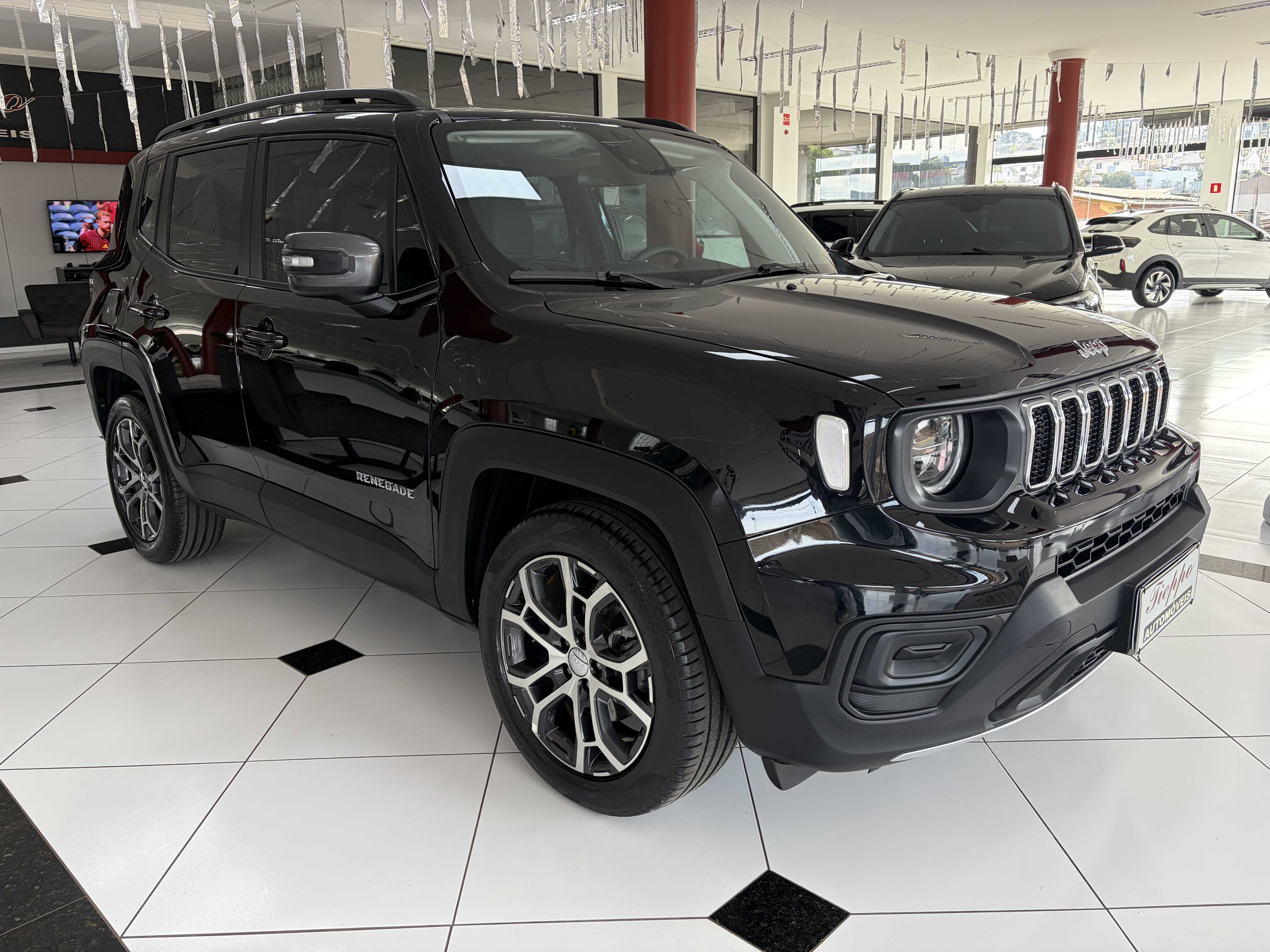 RENEGADE LONGITUDE 1.3 T270 AT