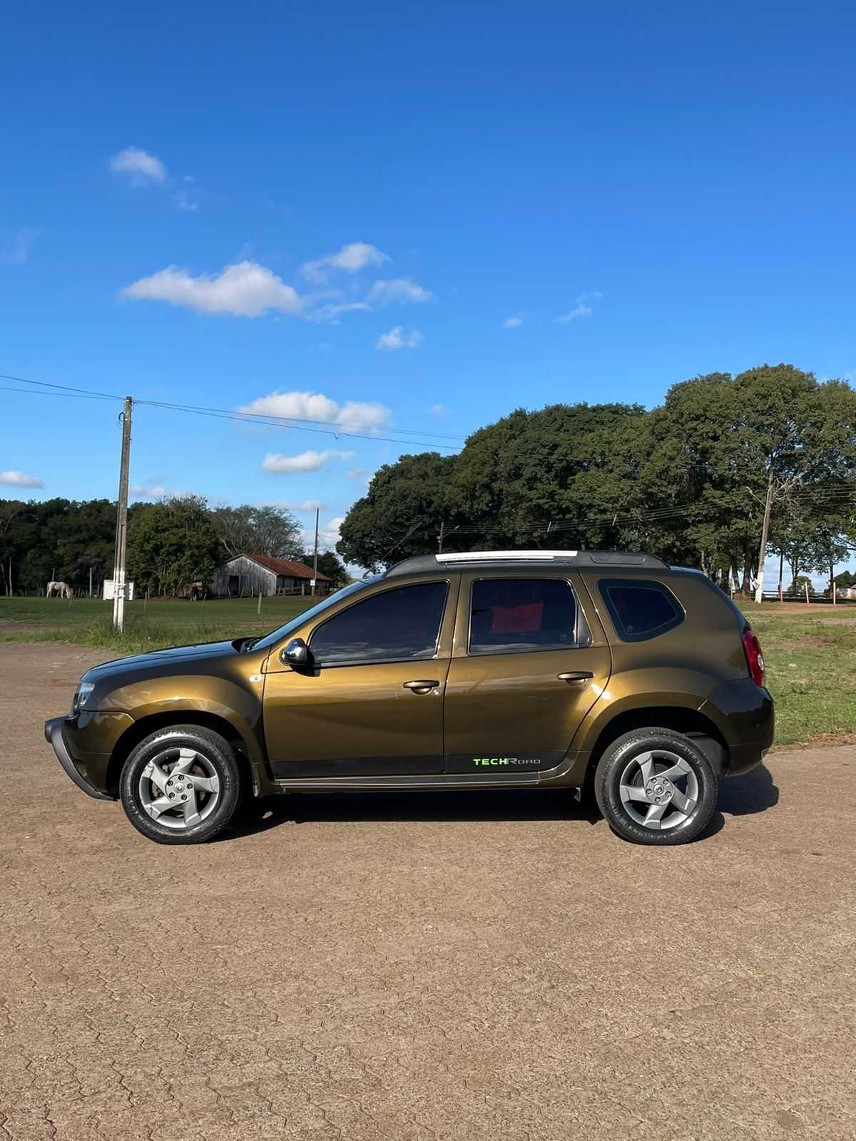 DUSTER TECHROAD 2.0 AUT.