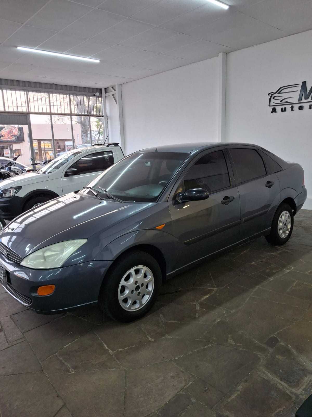FOCUS SEDAN 2.0