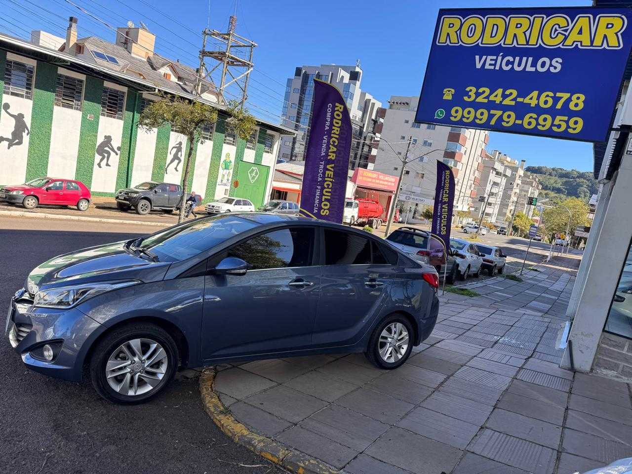 HB20 1.6 PREM FLEX SEDAN